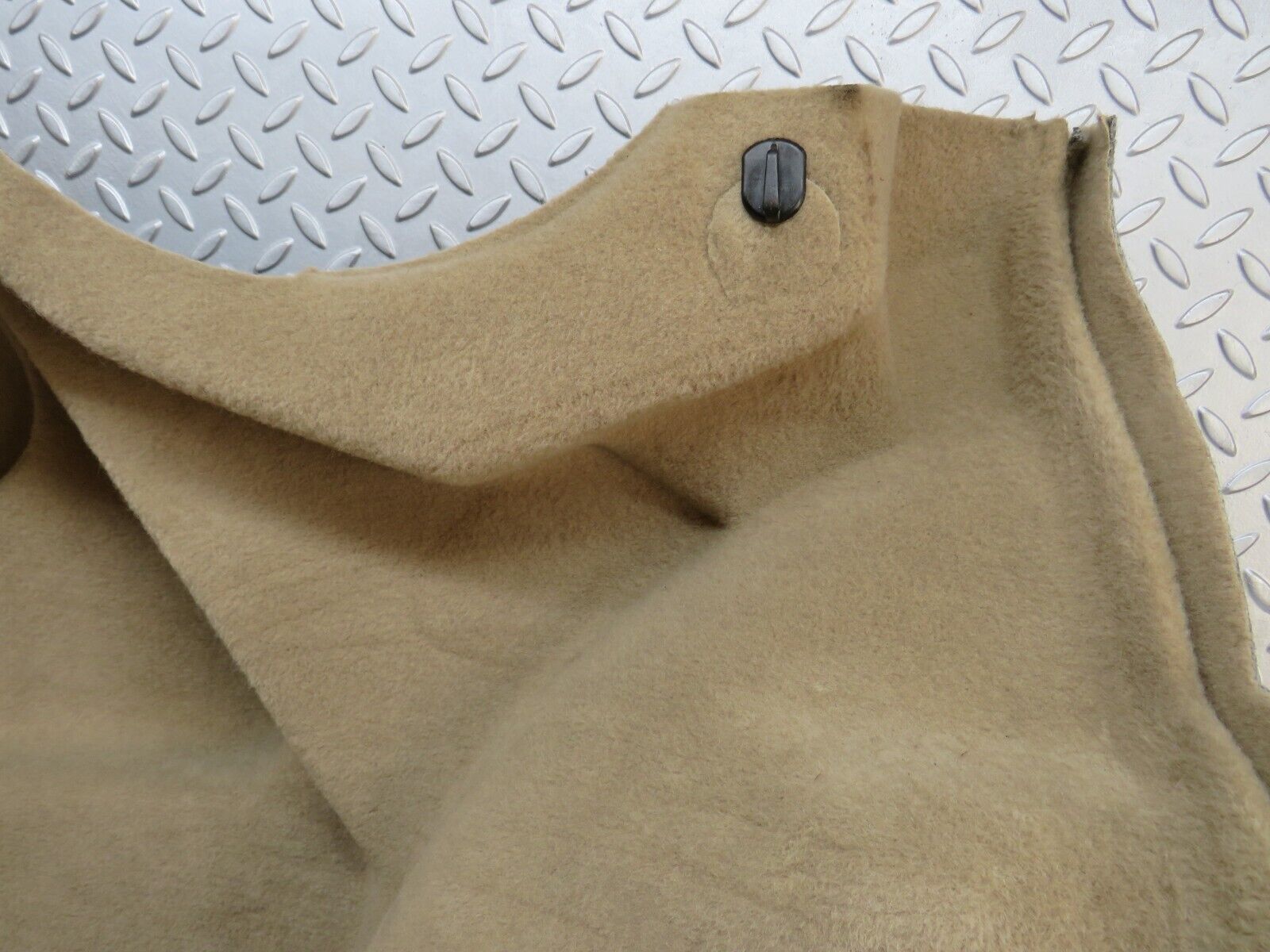 26478 Mercedes-Benz C124 220CE Coupe Trunk Boot Cover Panel Left Side