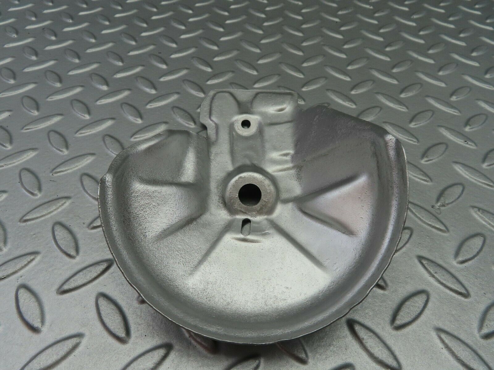 6798 Mercedes-Benz S124 E220 Wagon Engine Mount Bracket Heat Shield Cover