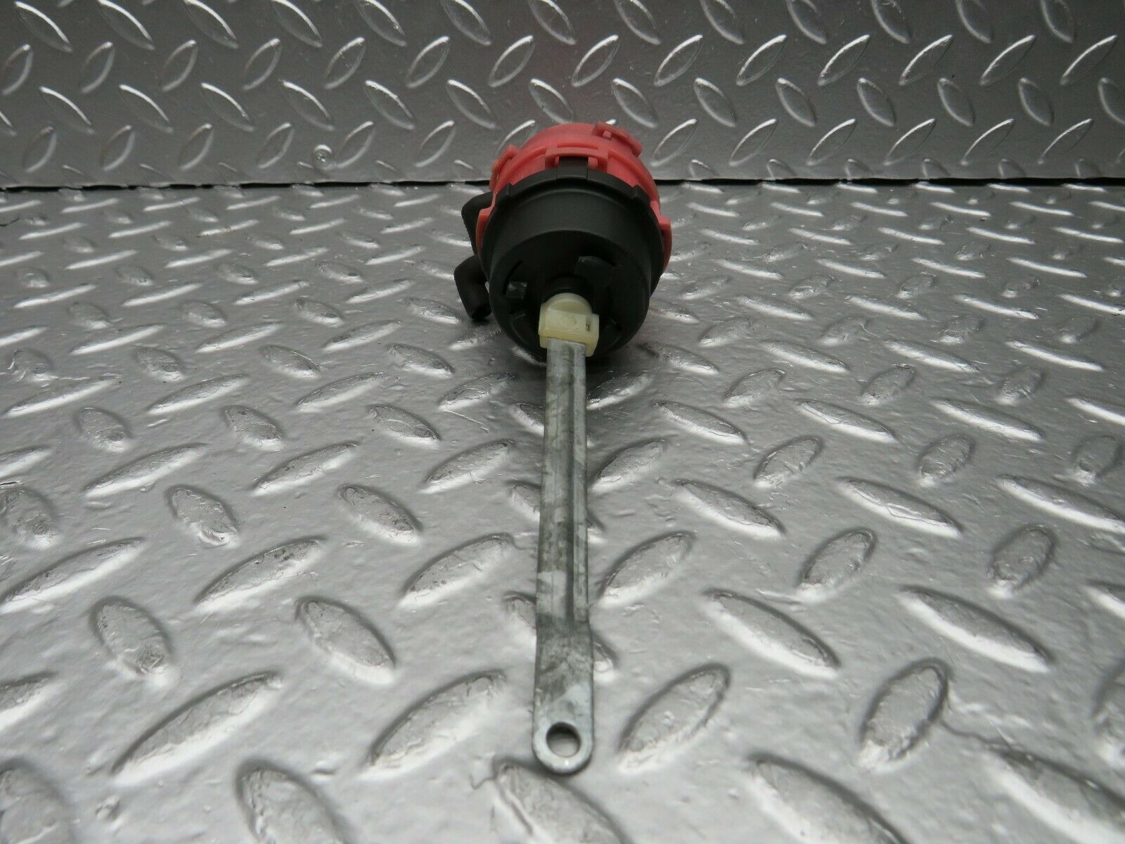 22478 Mercedes-Benz C124 E220 Coupe Heater Box Vacuum Actuator