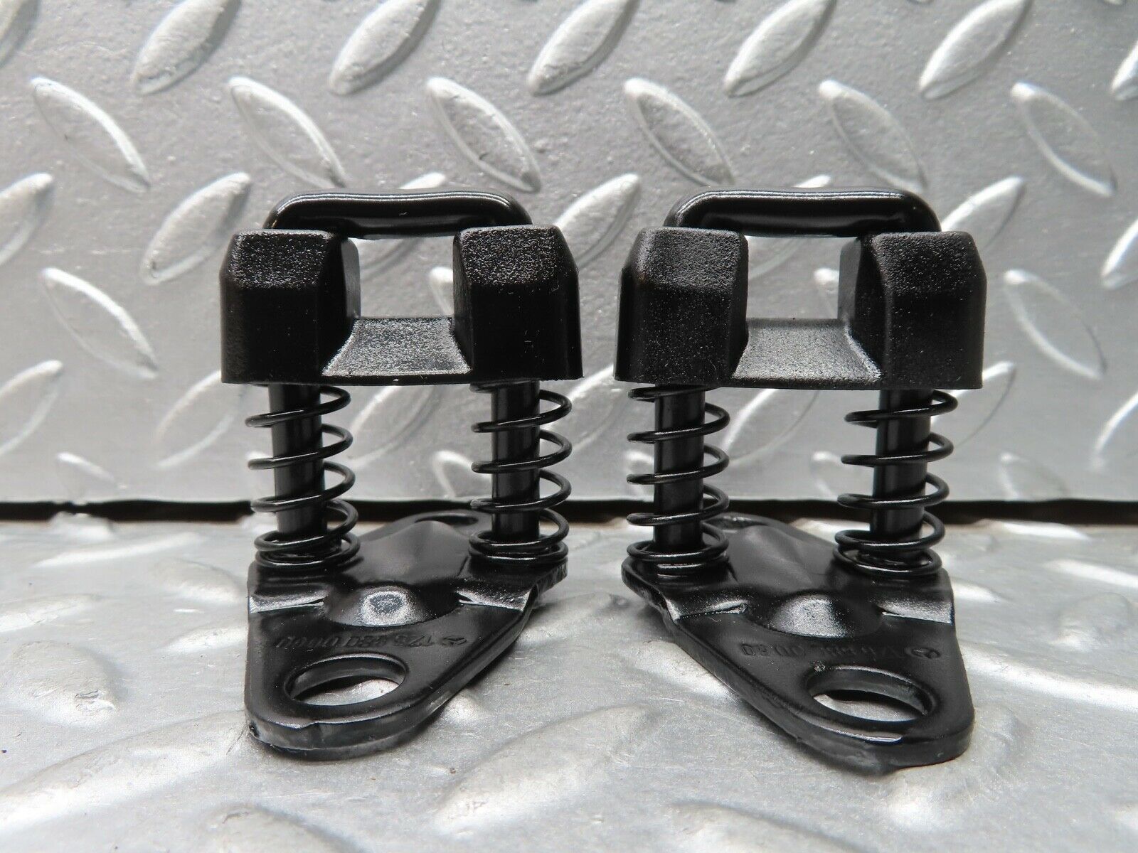 21677 Mercedes-Benz W126 300SE Bonnet Lock Catch Pair 1268800060