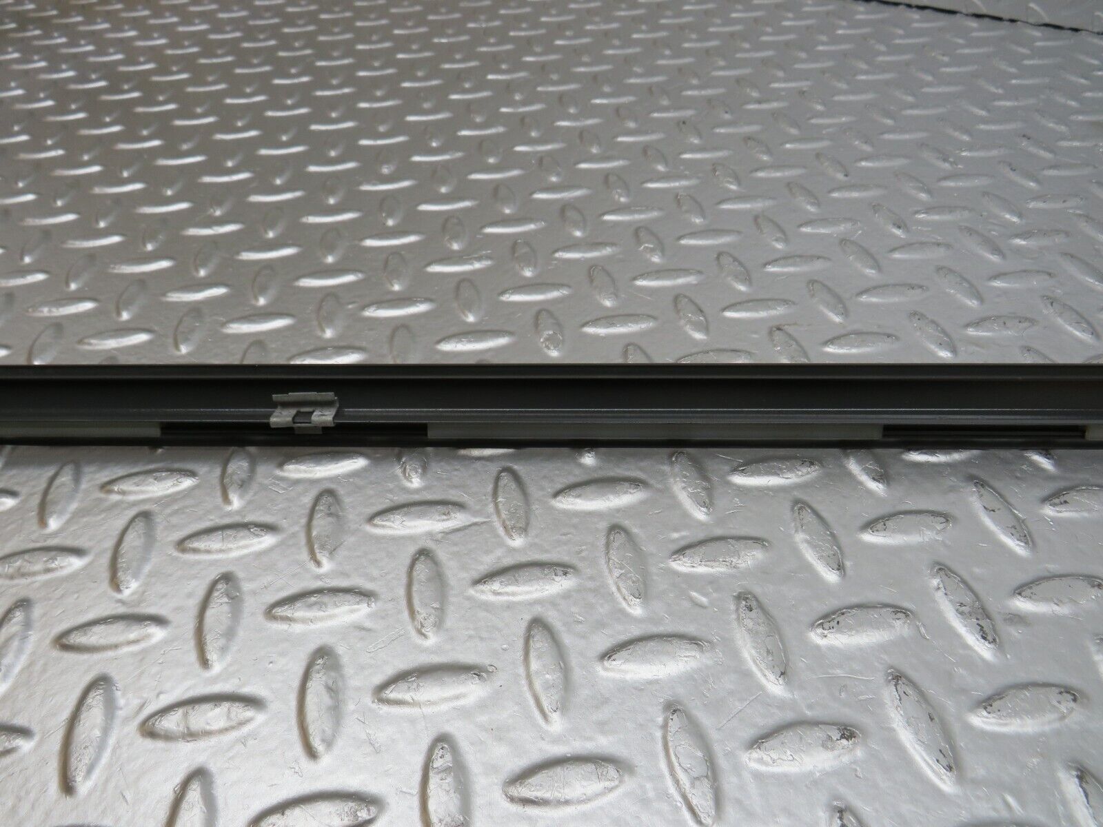 34237 Mercedes-Benz W124 260E Roof Chrome Trim Left Side 1246900397