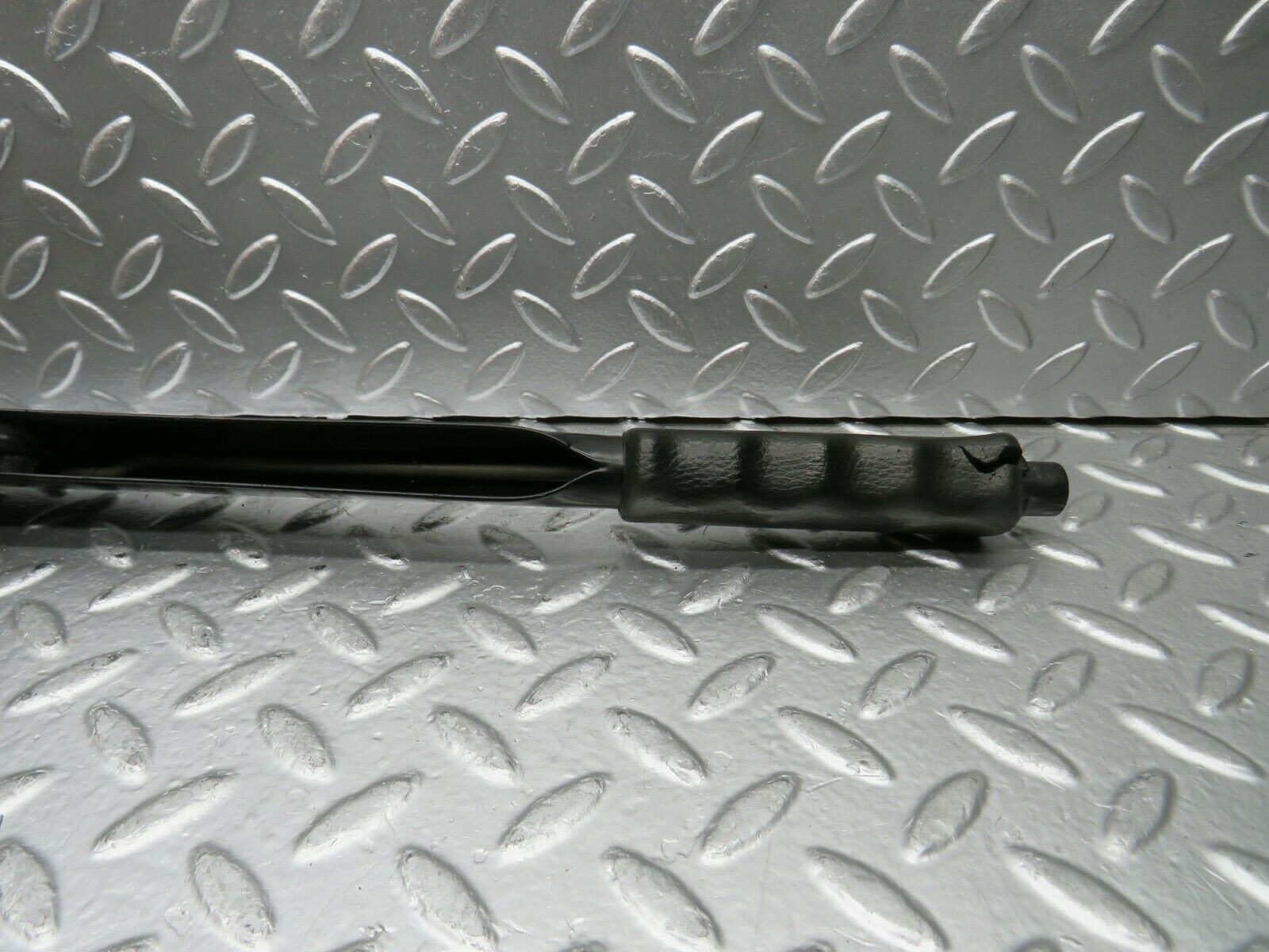 22775 Mercedes-Benz C107 450SLC Coupe Handbrake Lever