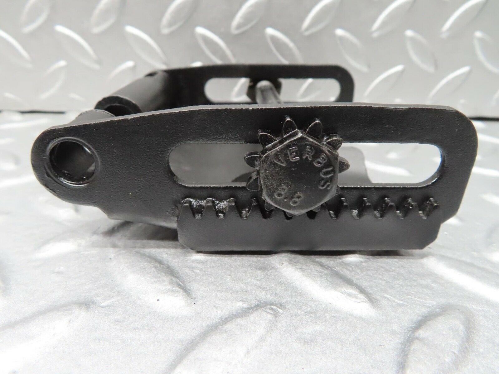 14074 Mercedes-Benz C107 280SLC Alternator Generator Bracket