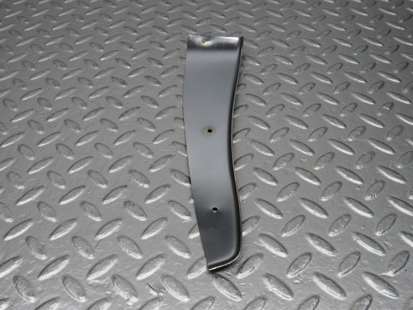 0737 Mercedes-Benz C107 350SLC Coupe Door Chrome Cover Right Side