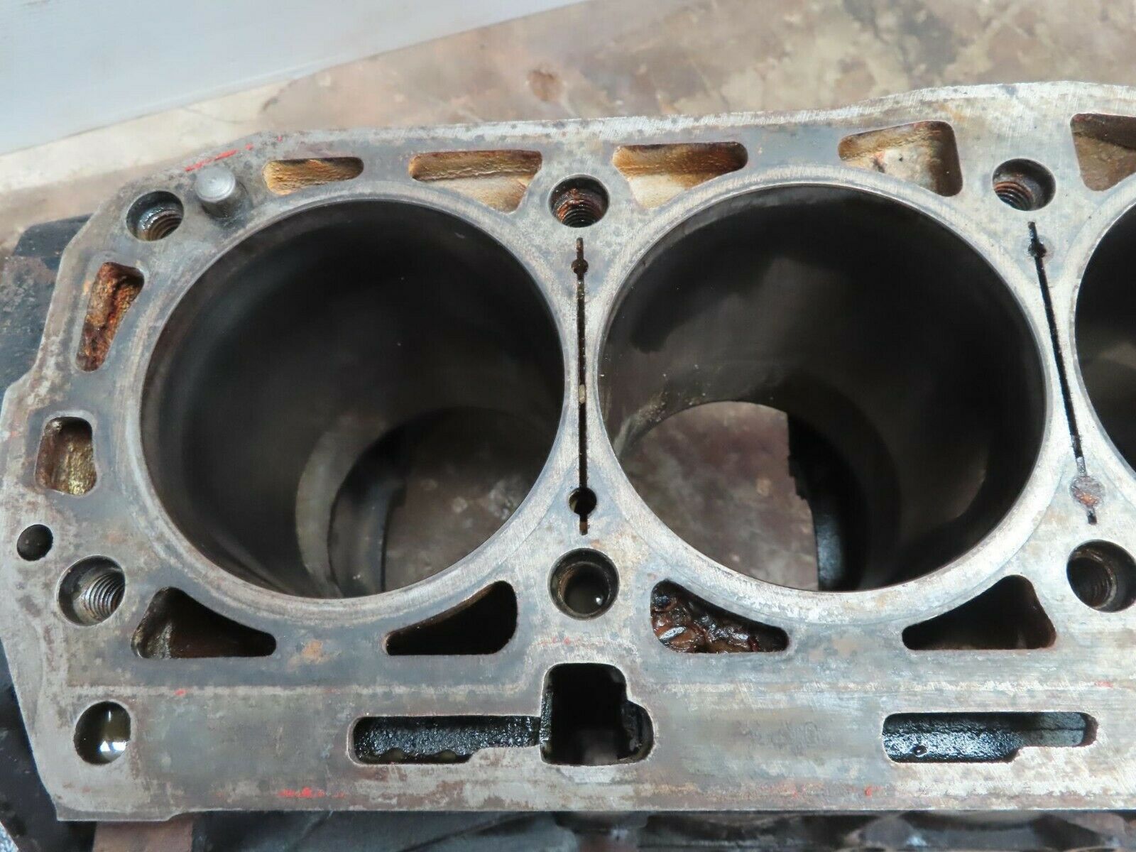 10186 Mercedes-Benz C123 230CE Coupe Engine Block 1020110301 M102.980