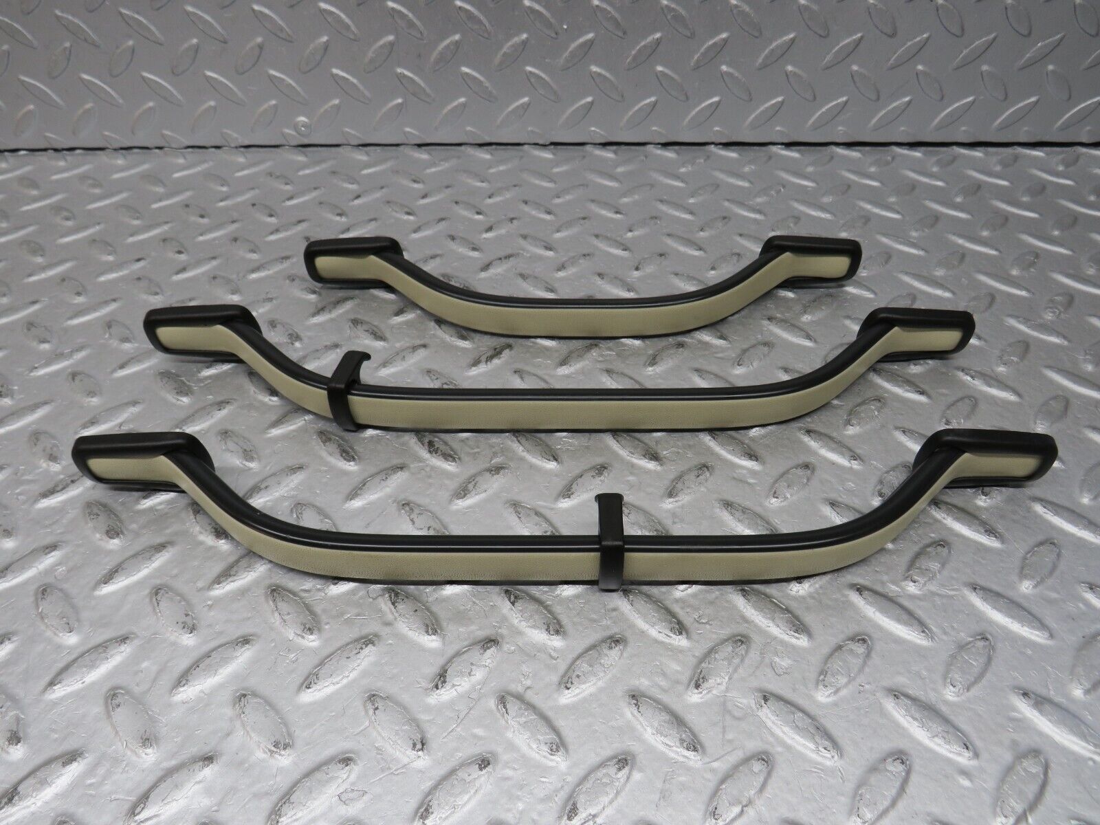 36507 Mercedes-Benz W201 190E 2.0L Interior Roof Grab Handle Set Beige