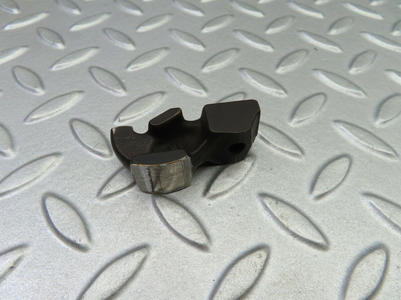 6282 Mercedes-Benz W126 380SE Rocker Arm