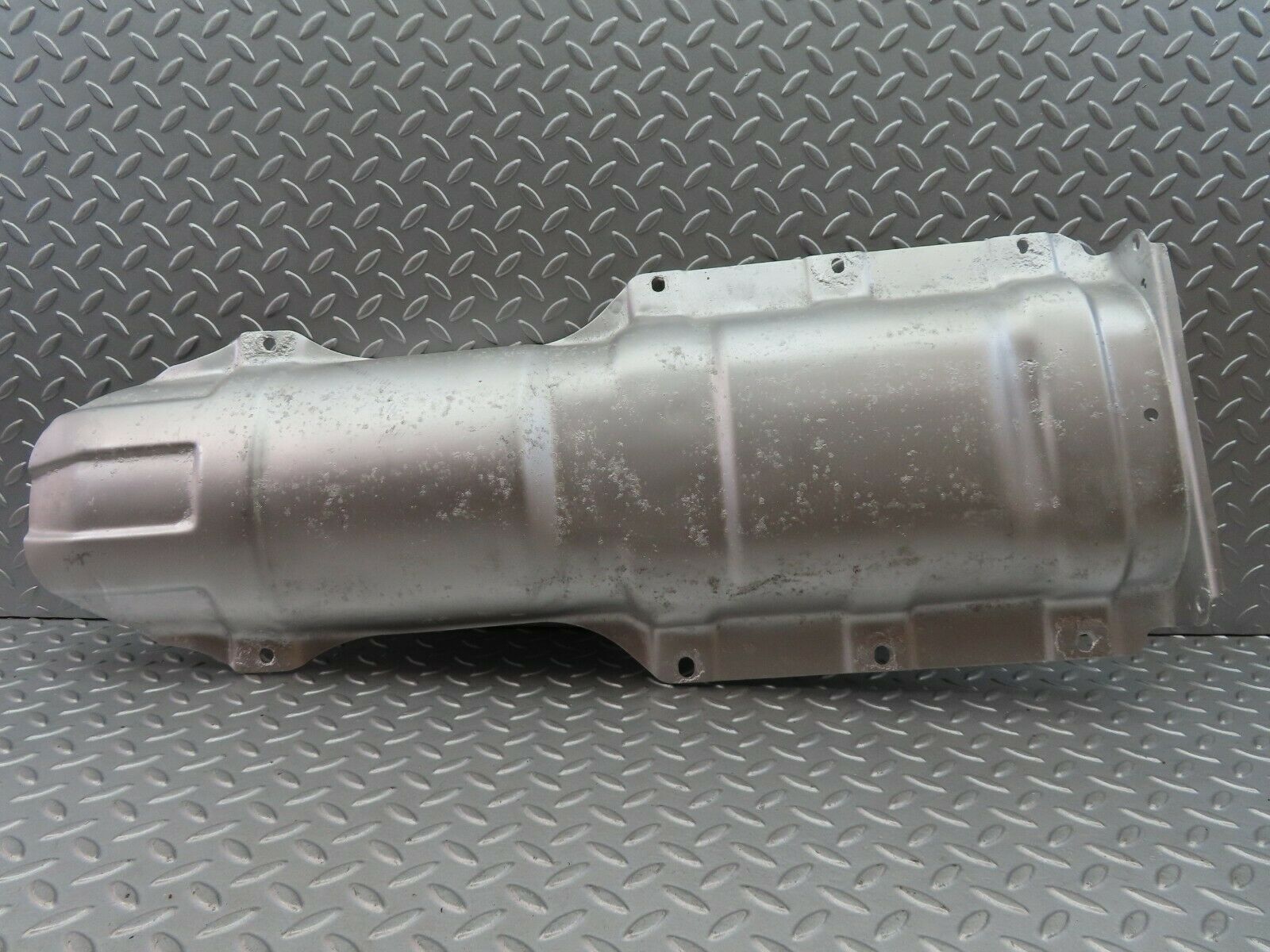 6325 Mercedes-Benz W126 380SE Exhaust Heat Shield