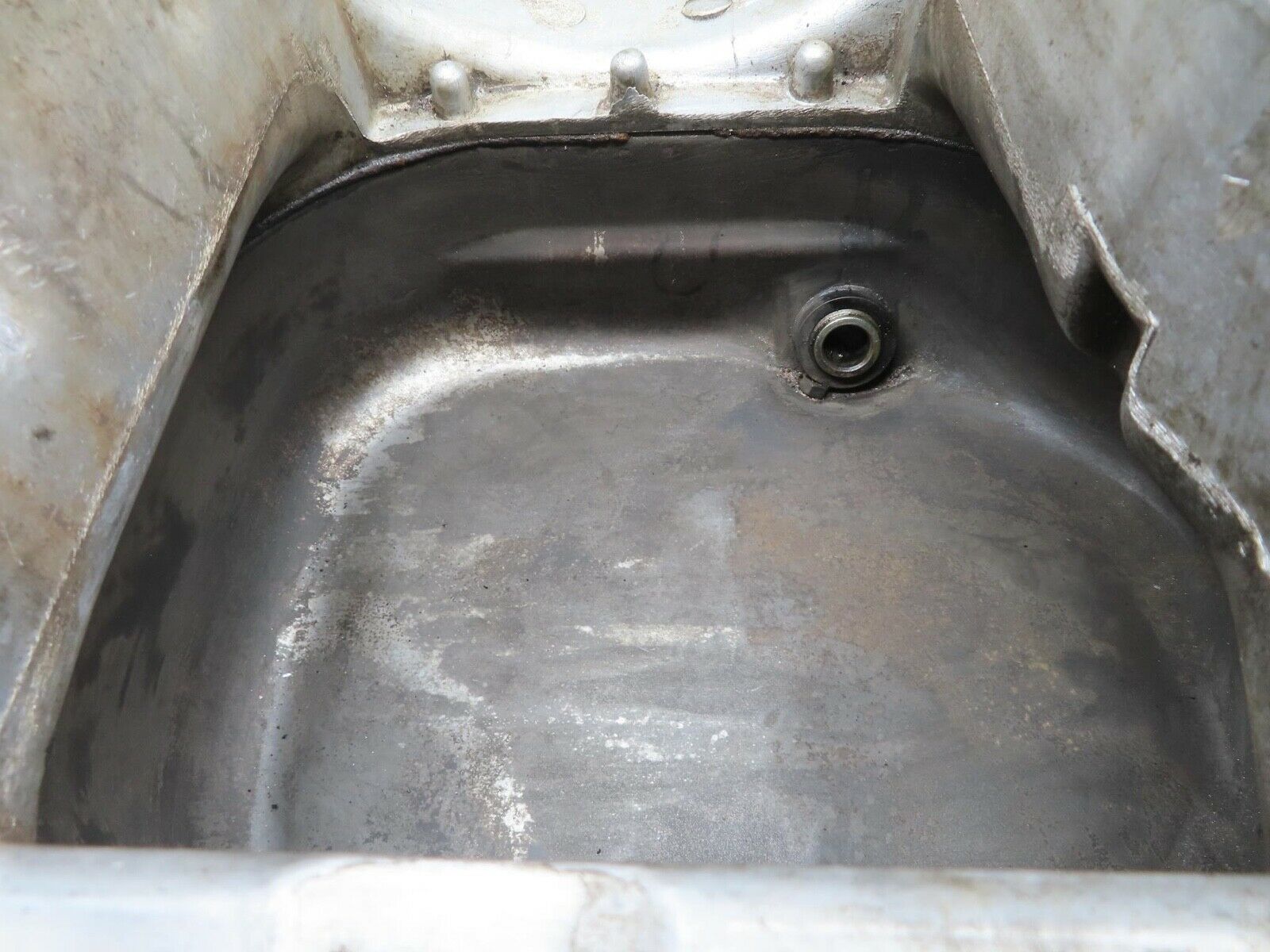 13270 Mercedes-Benz W111 220SE Oil Pan Oil Sump 1800142302