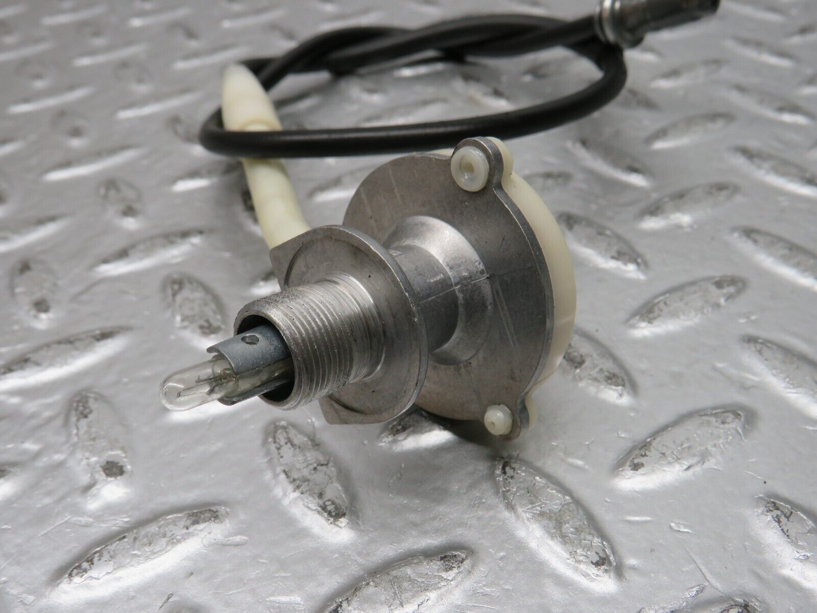 32115 Mercedes-Benz W123 230E Heater Control Switch