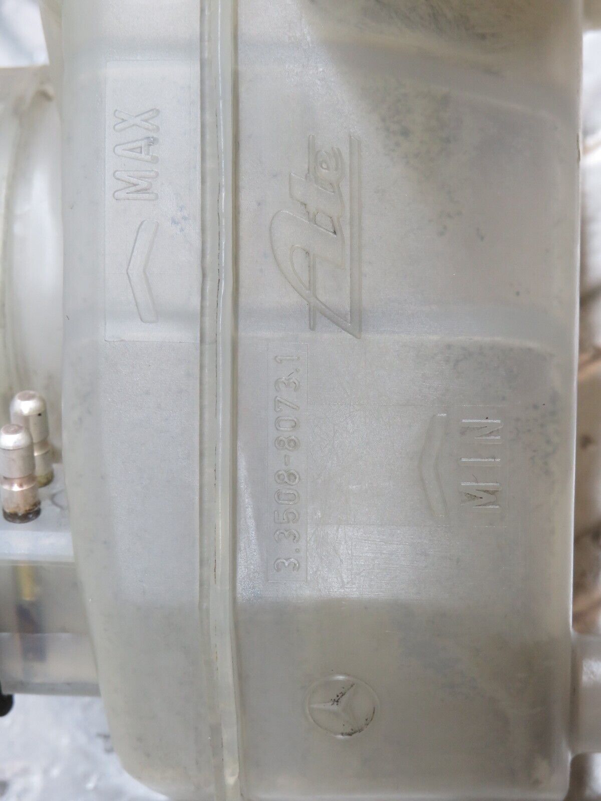 26857 Mercedes-Benz W123 240D Brake Fluid Reservoir Tank