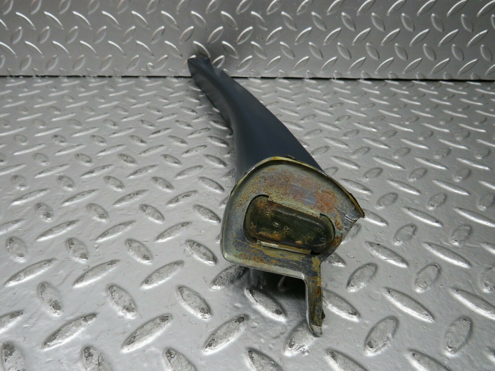 23194 Mercedes-Benz W116 350SE Front Left Door Interior Trim Blue