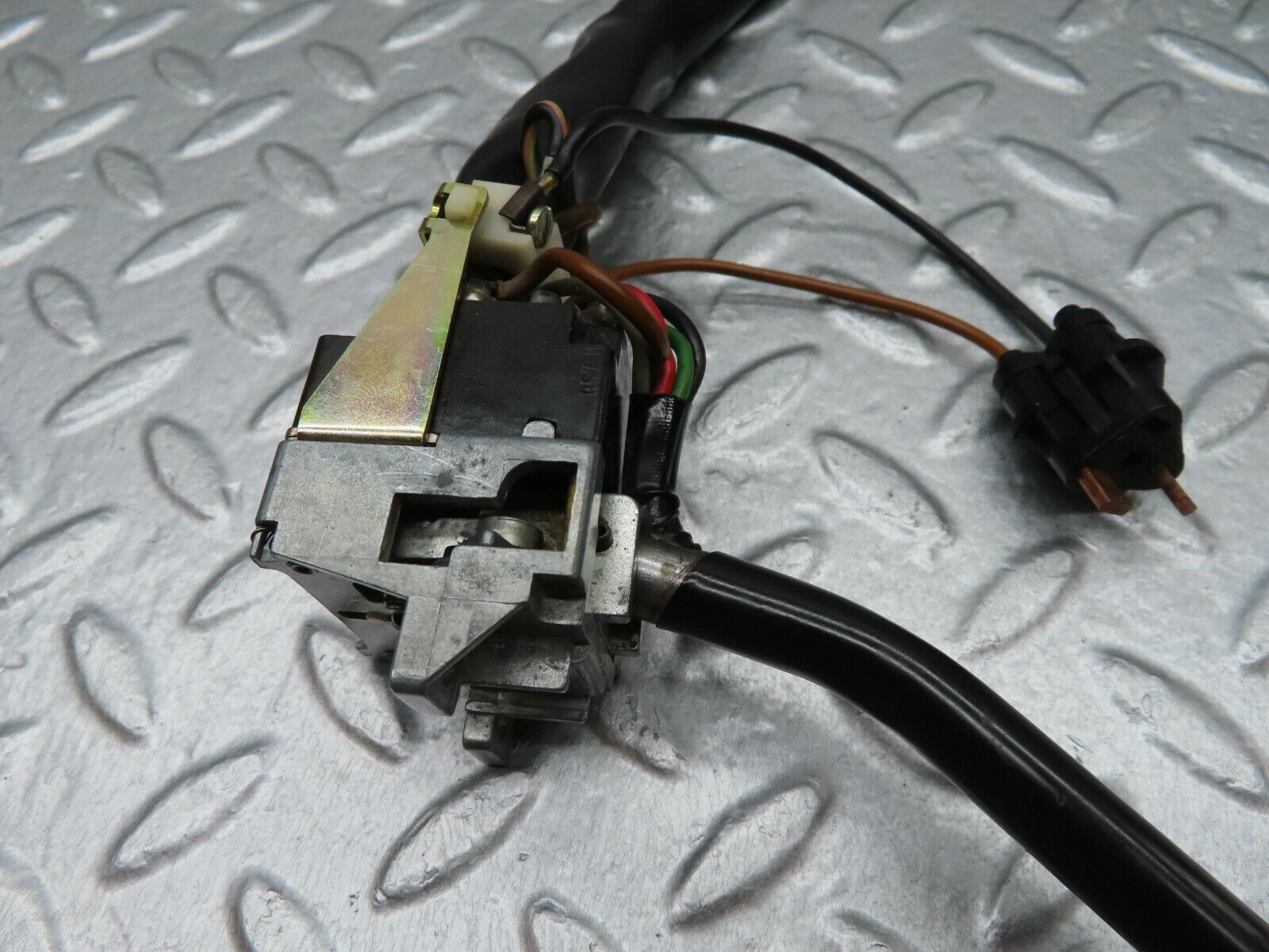 17970 Mercedes-Benz W123 200 Indicator Wiper Stalk