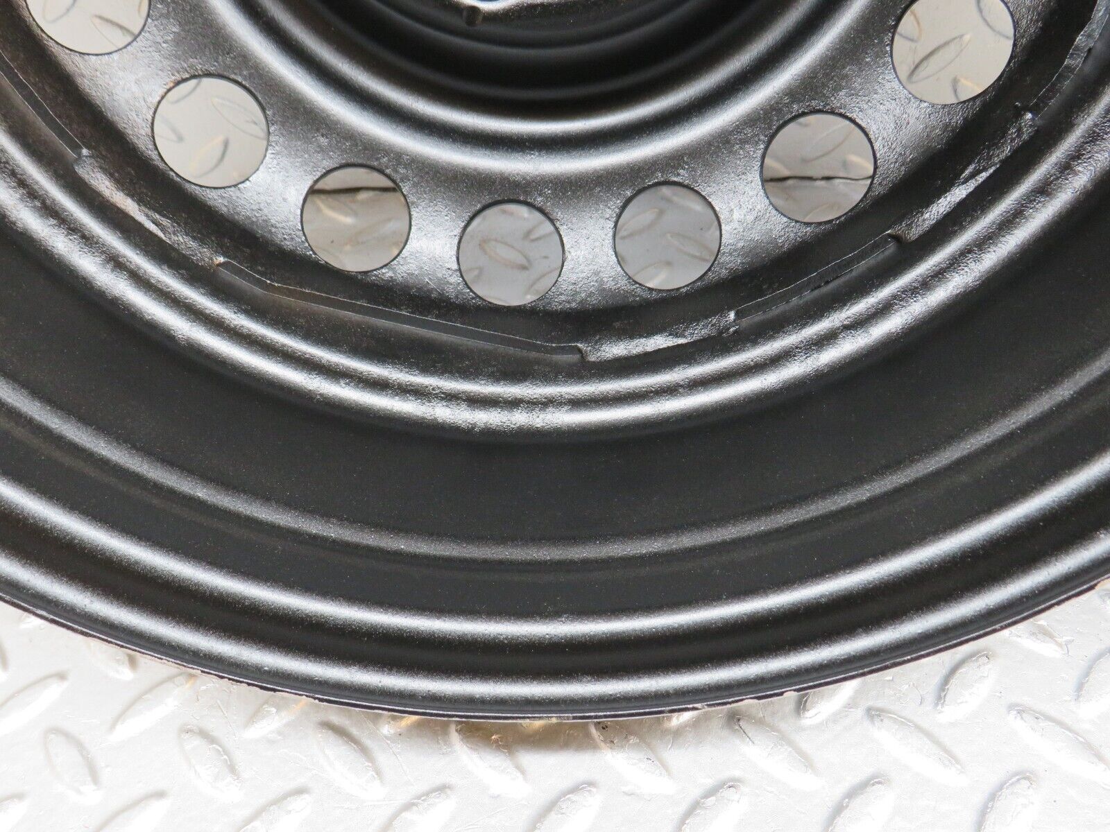 39528 Mercedes-Benz Steel Wheel Set 6Jx15H2 ET49 1244000602