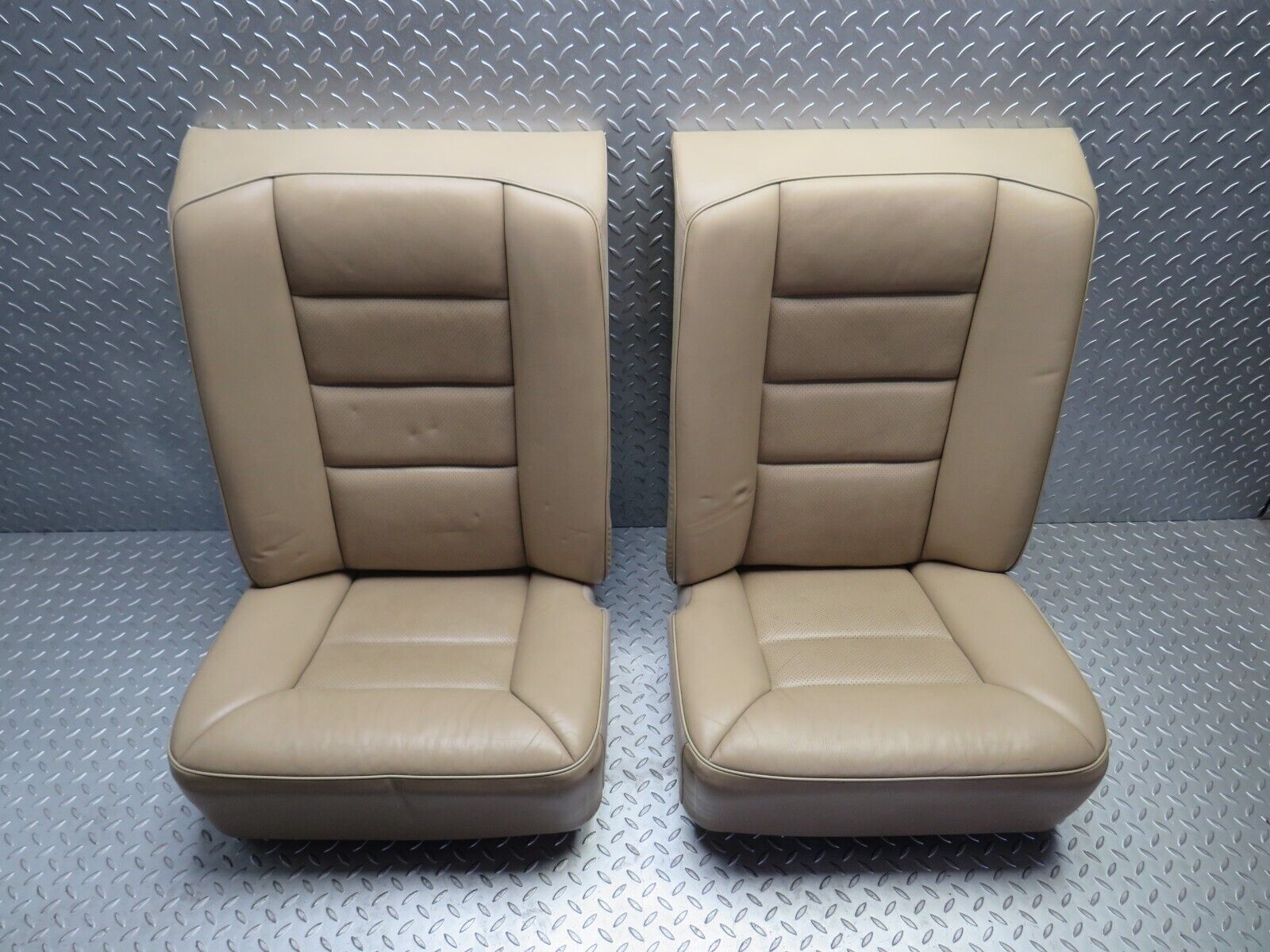 28991 Mercedes-Benz C124 320CE Coupe Rear Seat Leather Beige