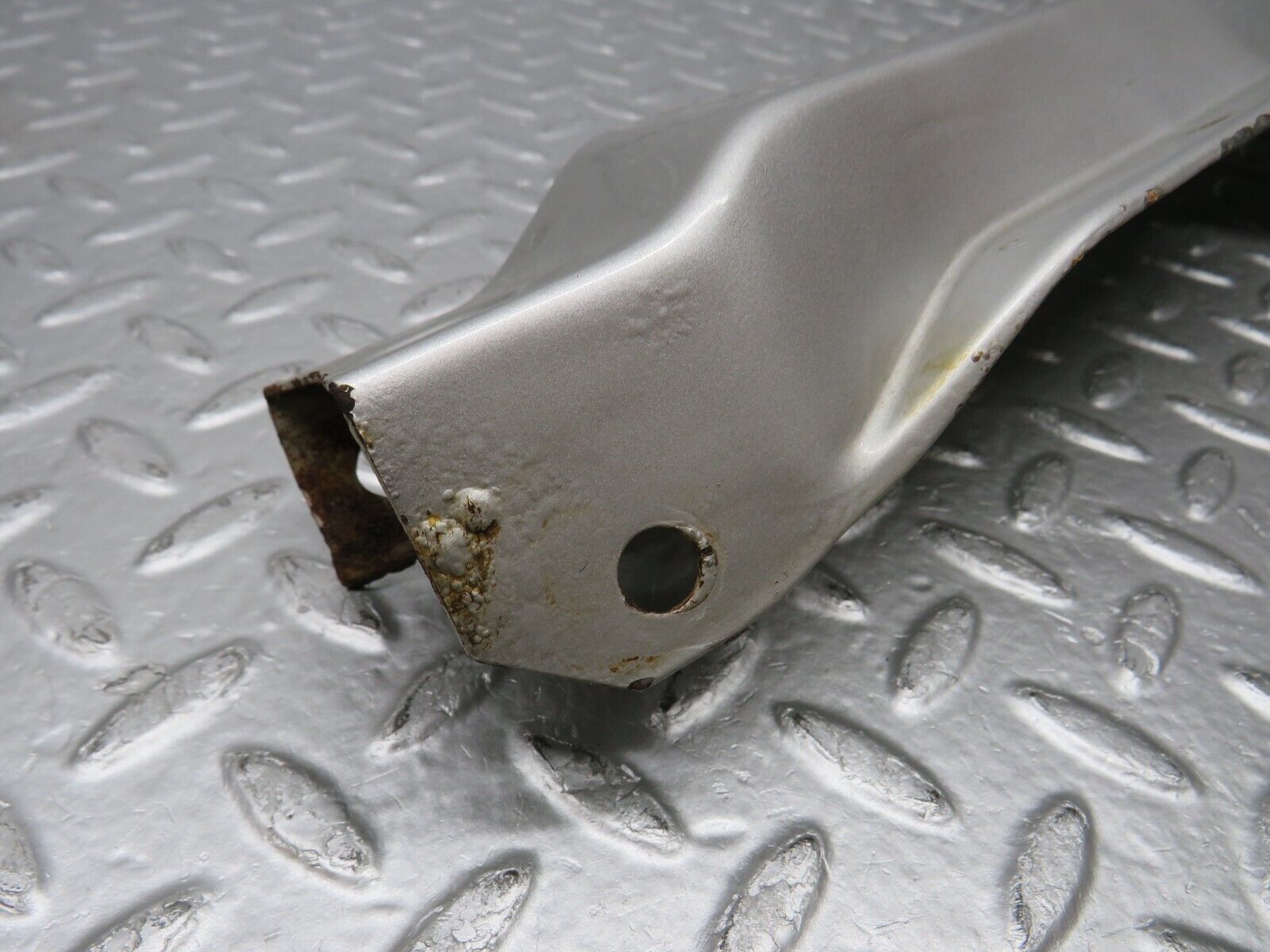 39440 Mercedes-Benz R129 320SL Coupe Bonnet Lock Carrier Panel 2105844217