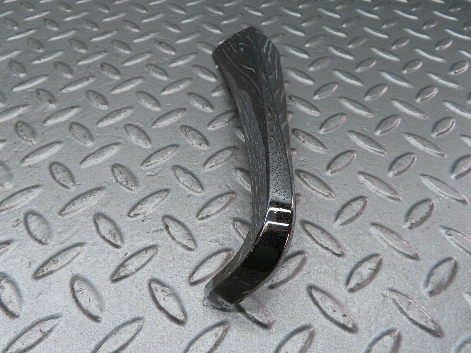 13084 Mercedes-Benz W111 220S Rear Right Fender Wing Tail Chrome Trim 1116900479