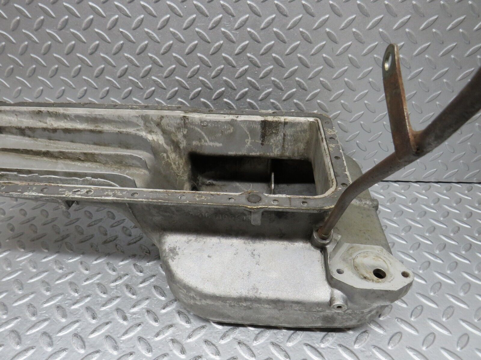 37672 Mercedes-Benz W109 300SEL Oil Pan Oil Sump 1160101413