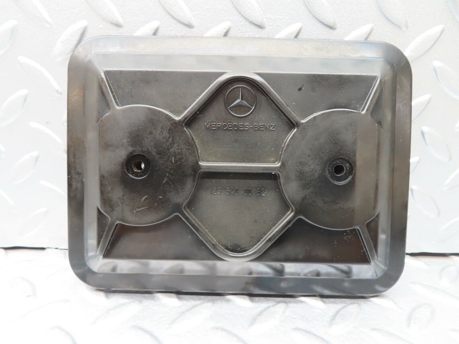 16896 Mercedes-Benz C123 280CE Coupe Fuse Box Cover Lid 1235400082