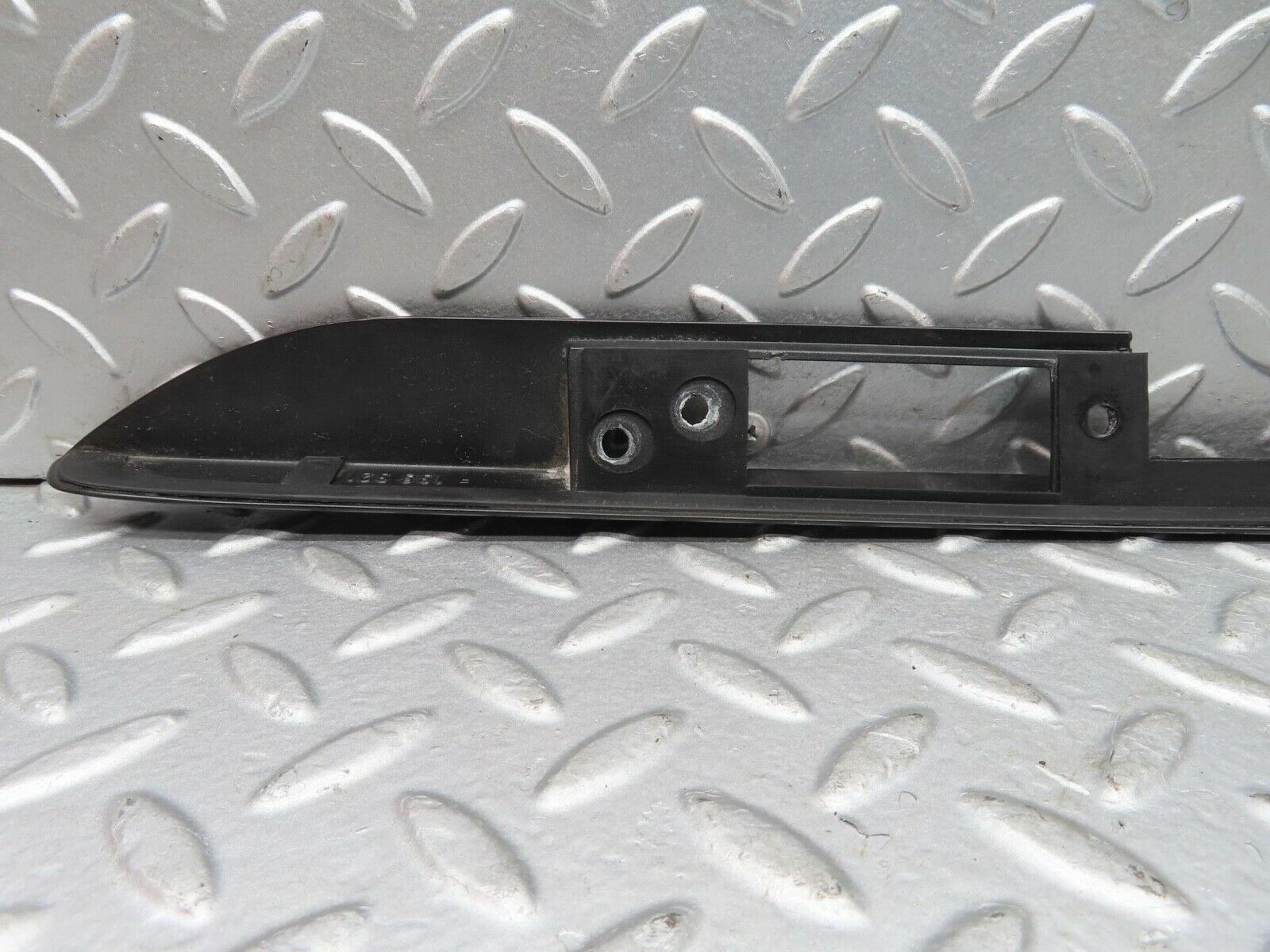 15152 Mercedes-Benz W140 S320 number Plate Light Trim 1407500027