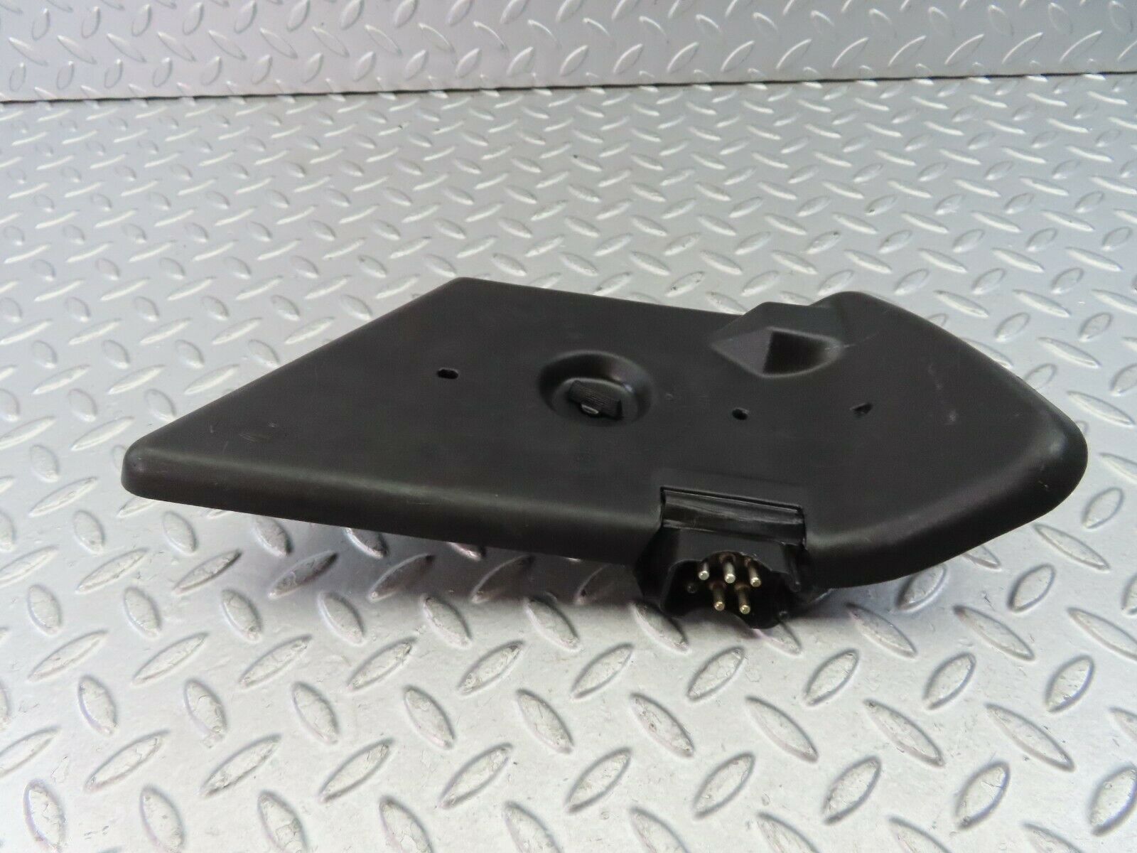 9237 Mercedes-Benz C124 300CE Coupe Tail Light Cover Right Side