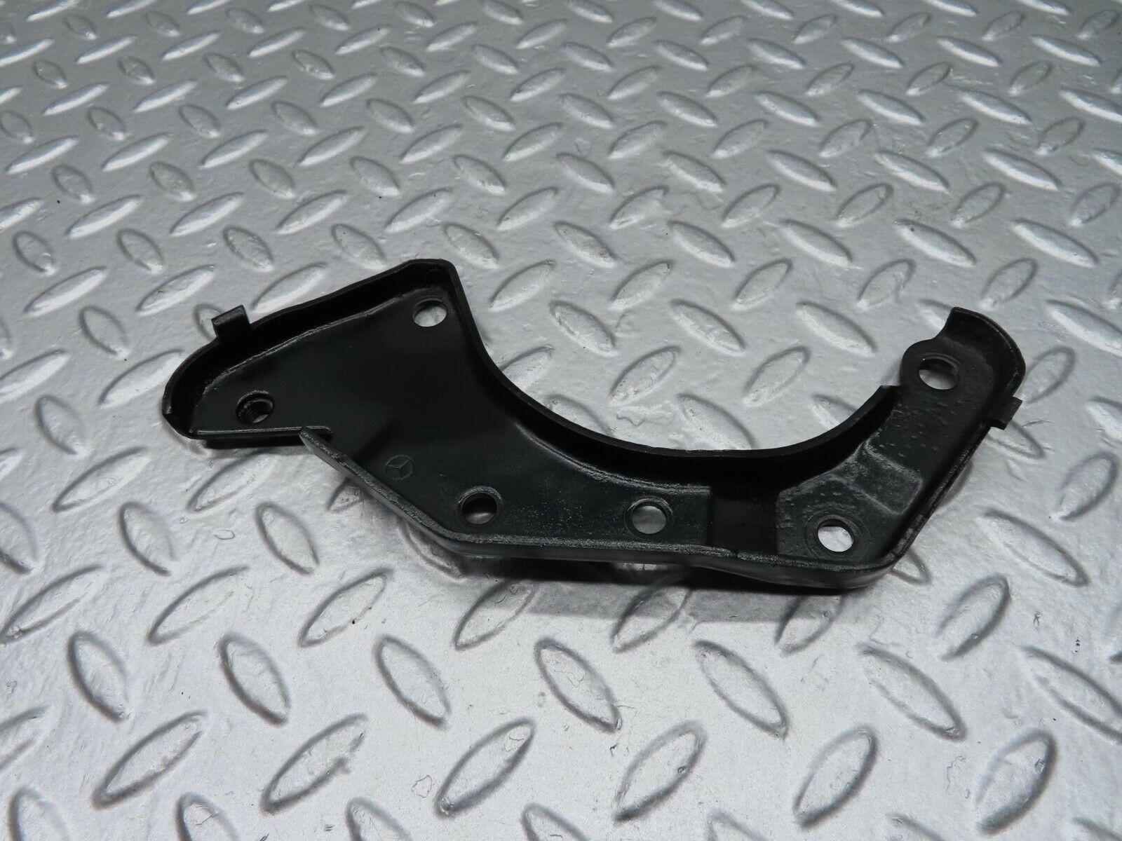 14805 Mercedes-Benz W201 190E Power Steering Pump Bracket