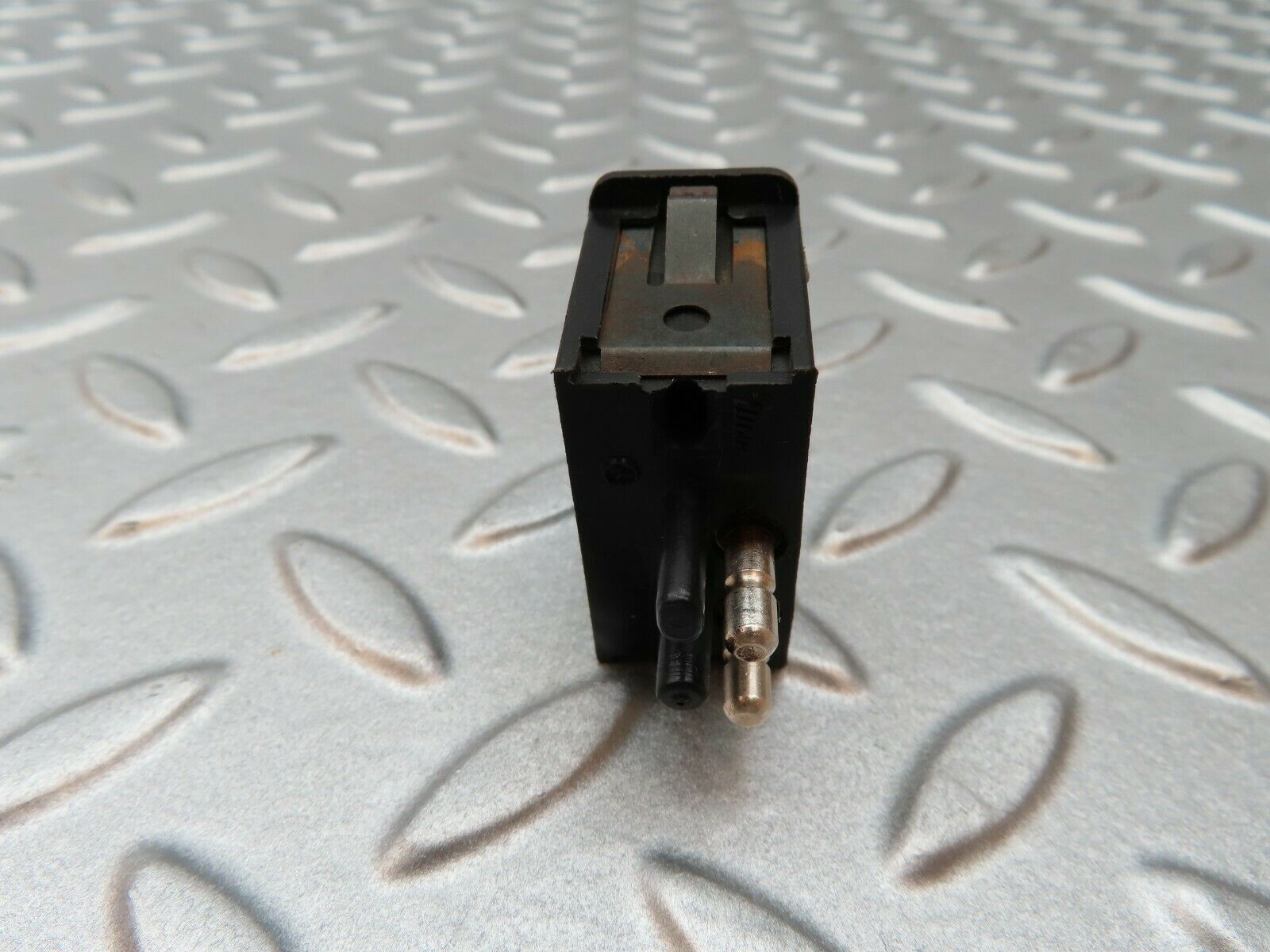 4442 Mercedes-Benz W123 230E Interior Light Switch 0008205910