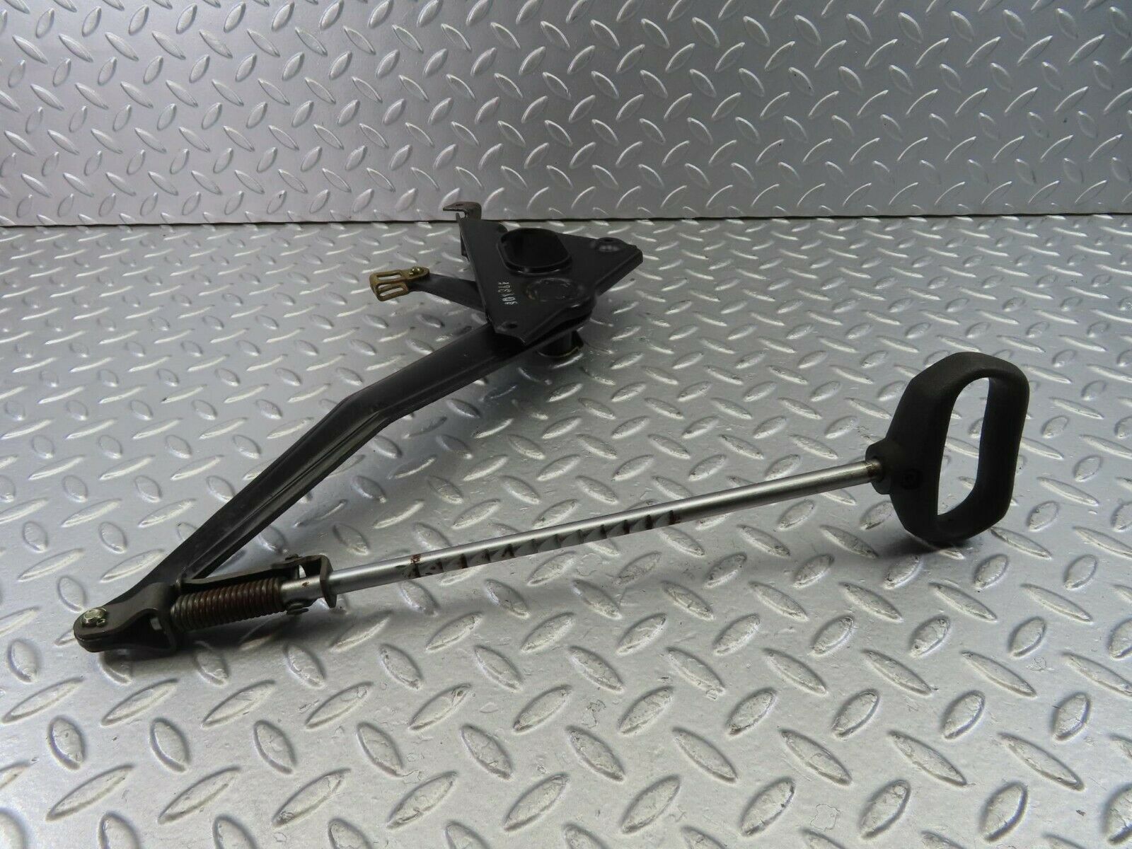 10864 Mercedes-Benz W123 230E Handbrake