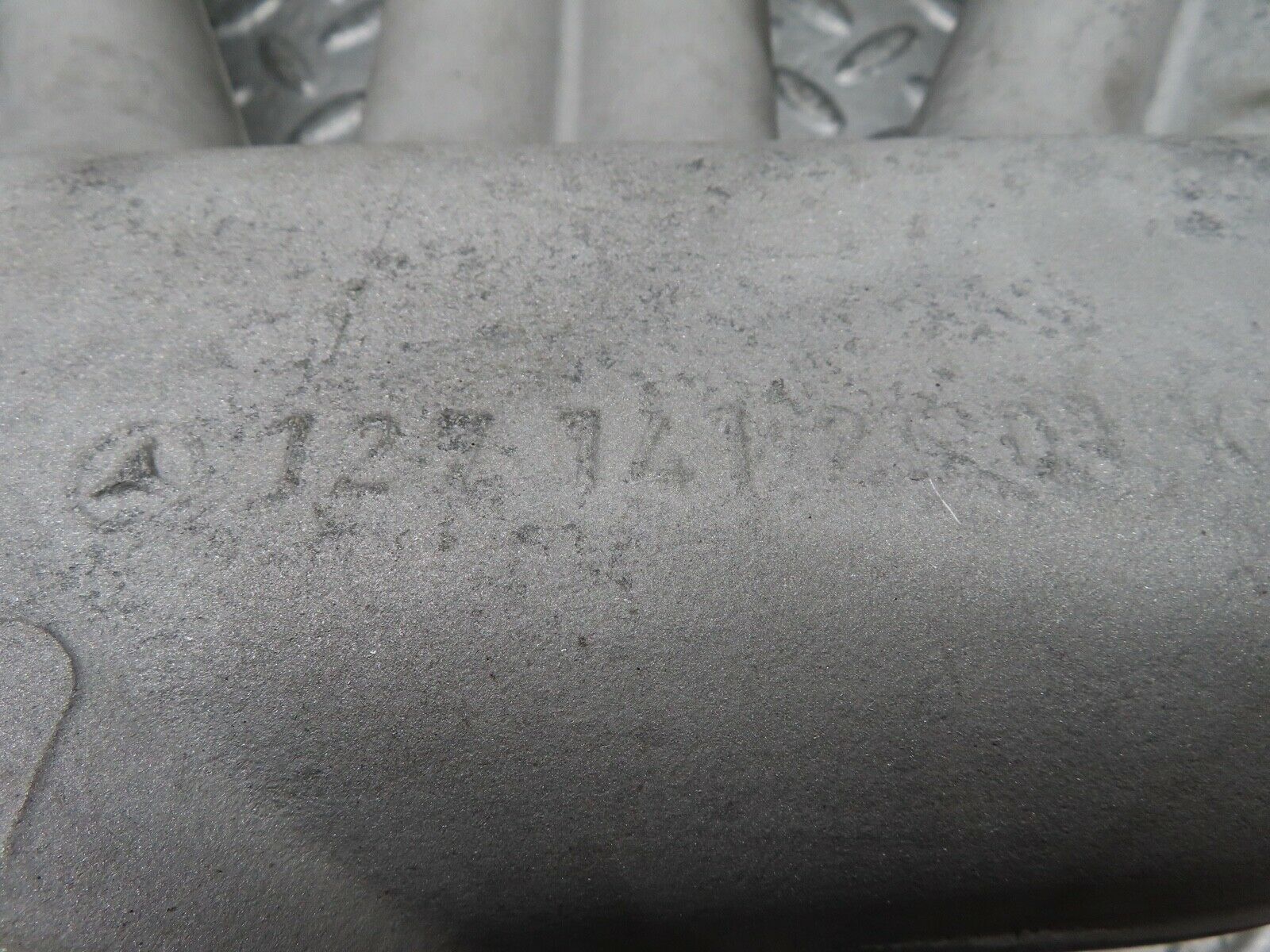 18206 Mercedes-Benz W111 220SE Coupe Intake Manifold 1271412501