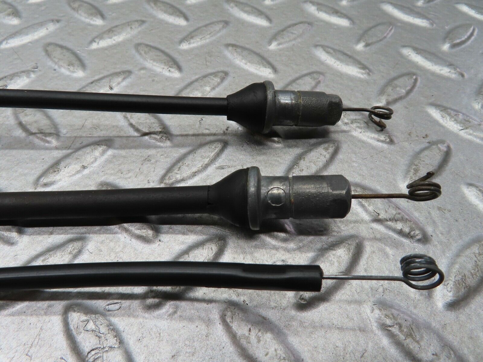 19211 Mercedes-Benz W123 300D Heater Control Cable