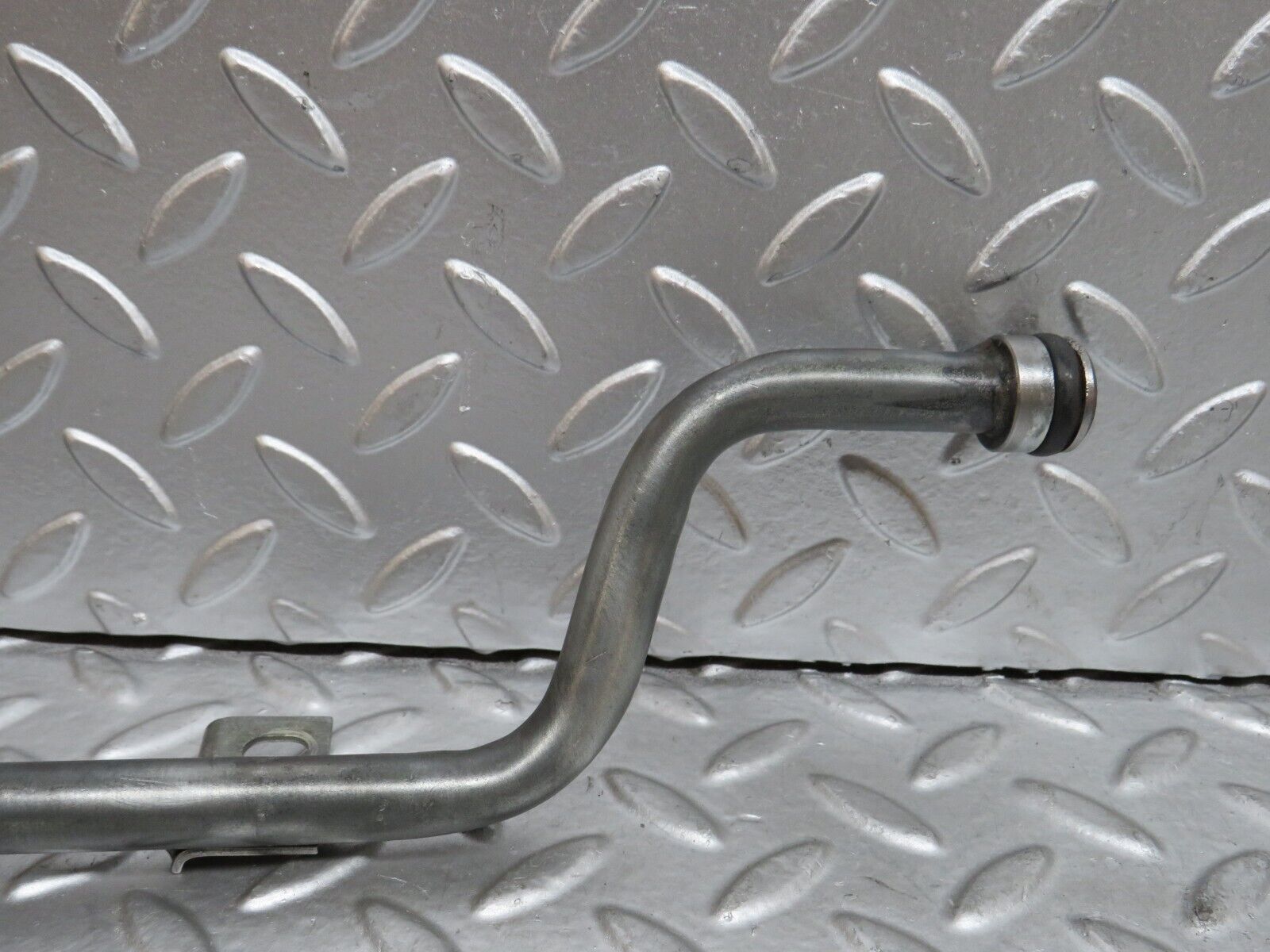 29190 Mercedes-Benz C124 320CE Coupe Engine Oil Pipe