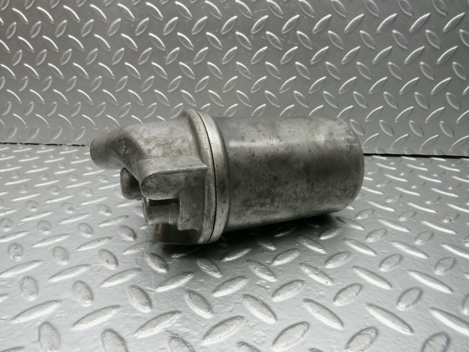 24115 Mercedes-Benz W123 280E Oil Filter Housing 1101802611