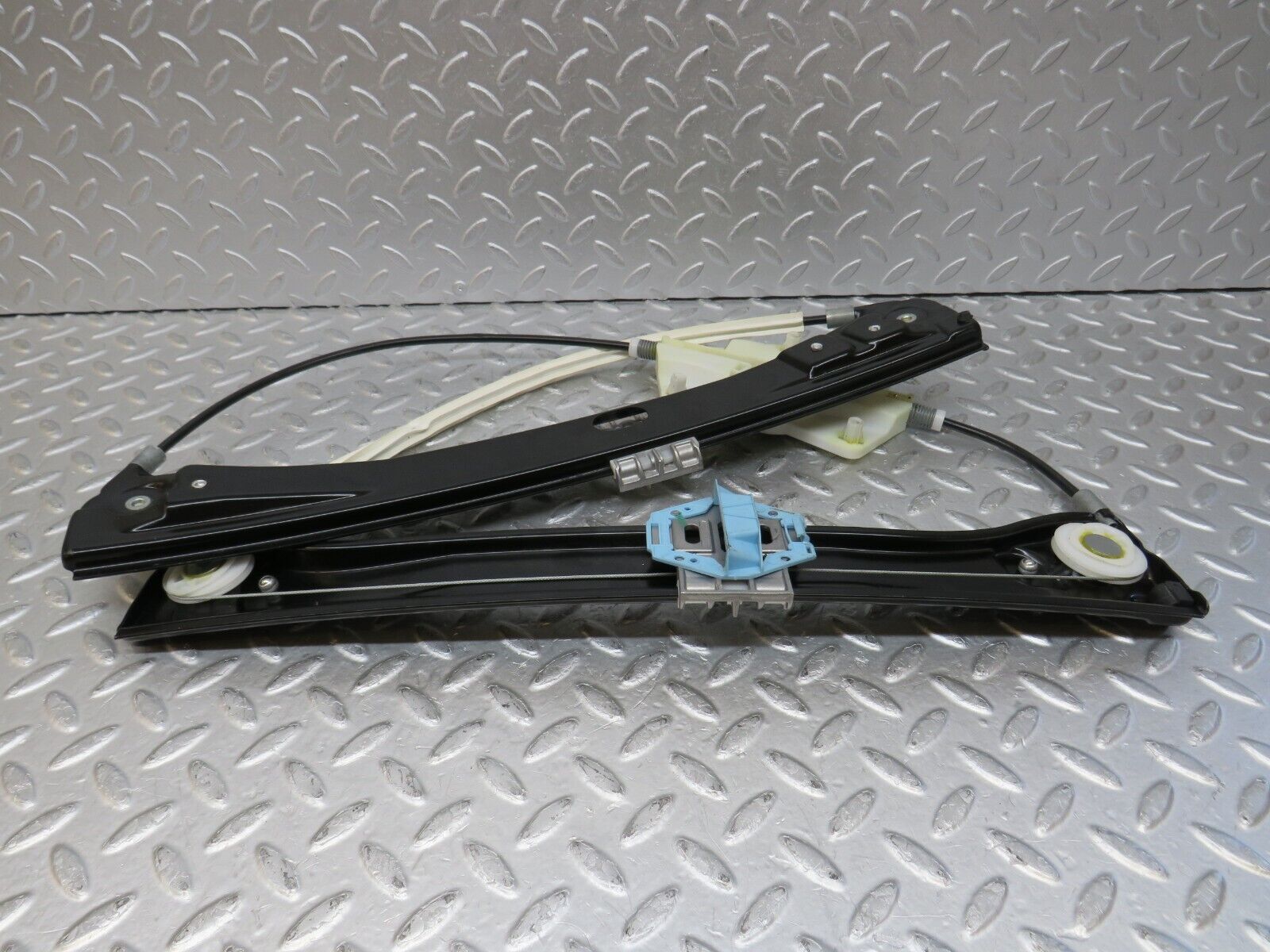 35198 Mercedes-Benz W221 Front Left Power Window Regulator
