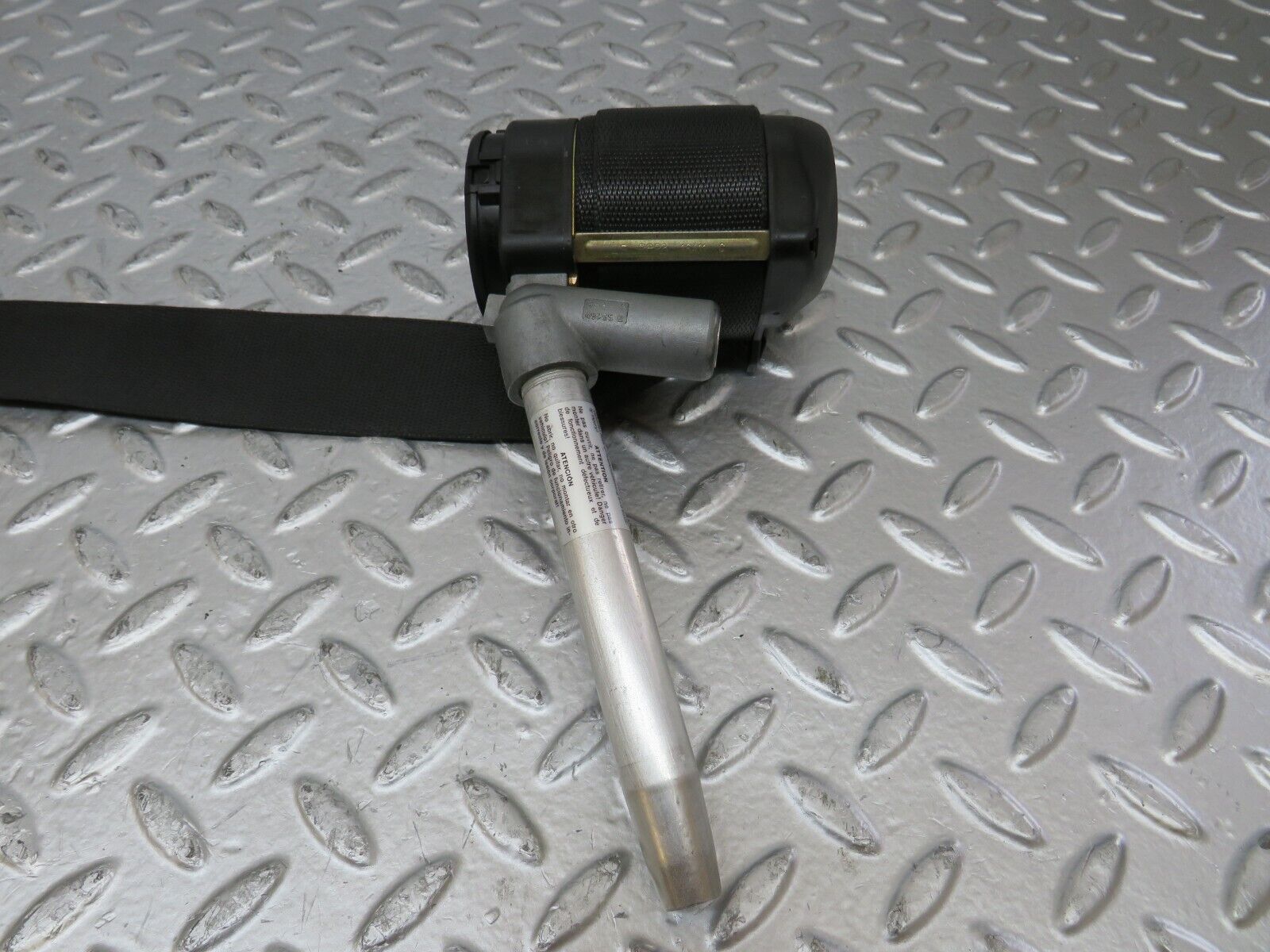 25985 Mercedes-Benz W124 280E Seat Belt Front Right 1248600586