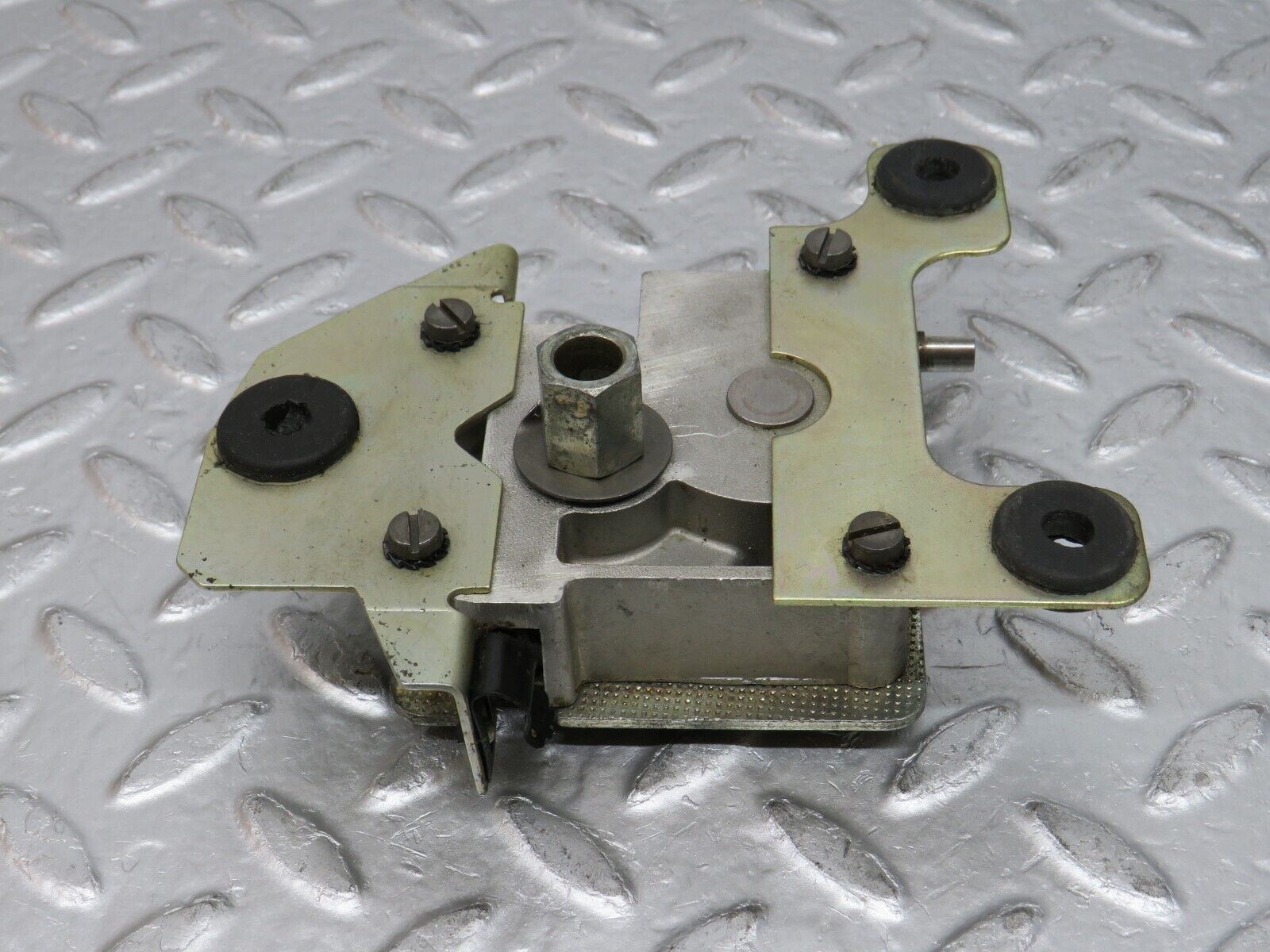 32253 Mercedes-Benz C107 350SLC Coupe Coupe Power Sunroof Mechanism