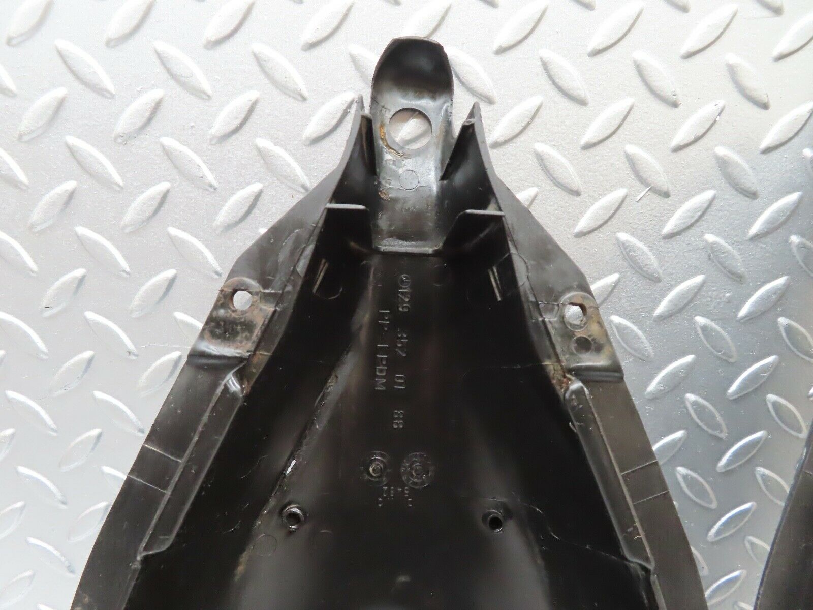 20064 Mercedes-Benz R129 300SL Coupe Rear Control Arm Cover Pair1293520188