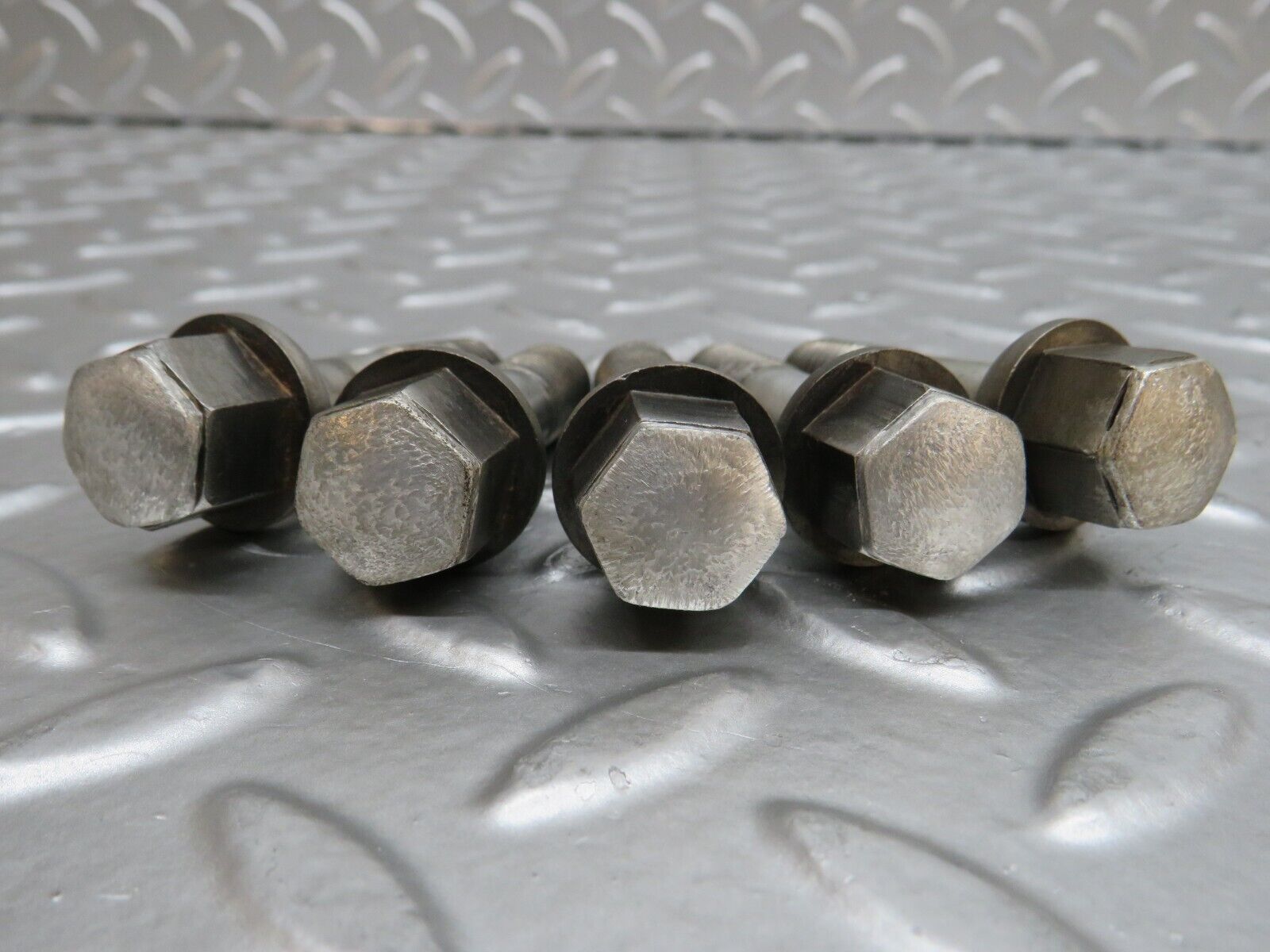 29584 Mercedes-Benz 5x Alloy Wheel Lug Bolt M12x1.5