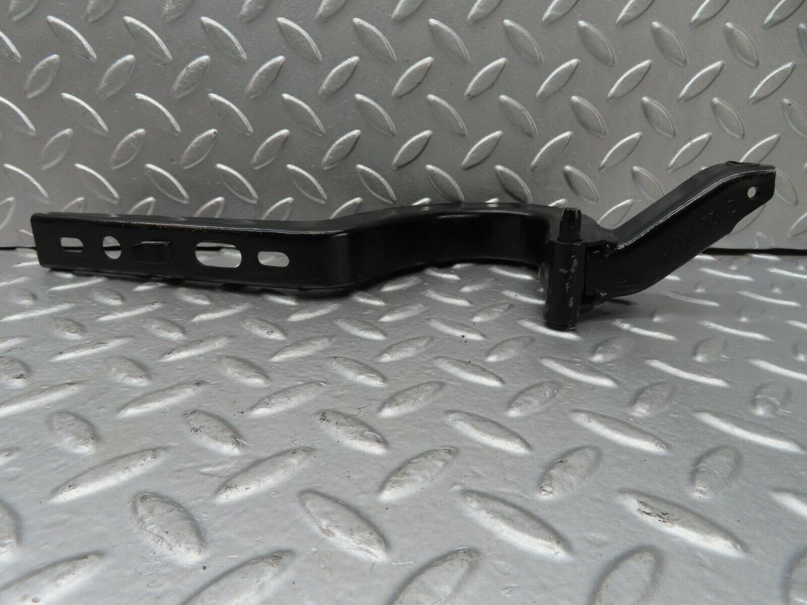 15239 Mercedes-Benz W123 230E Trunk Lid Hinge Left Side 1237500187