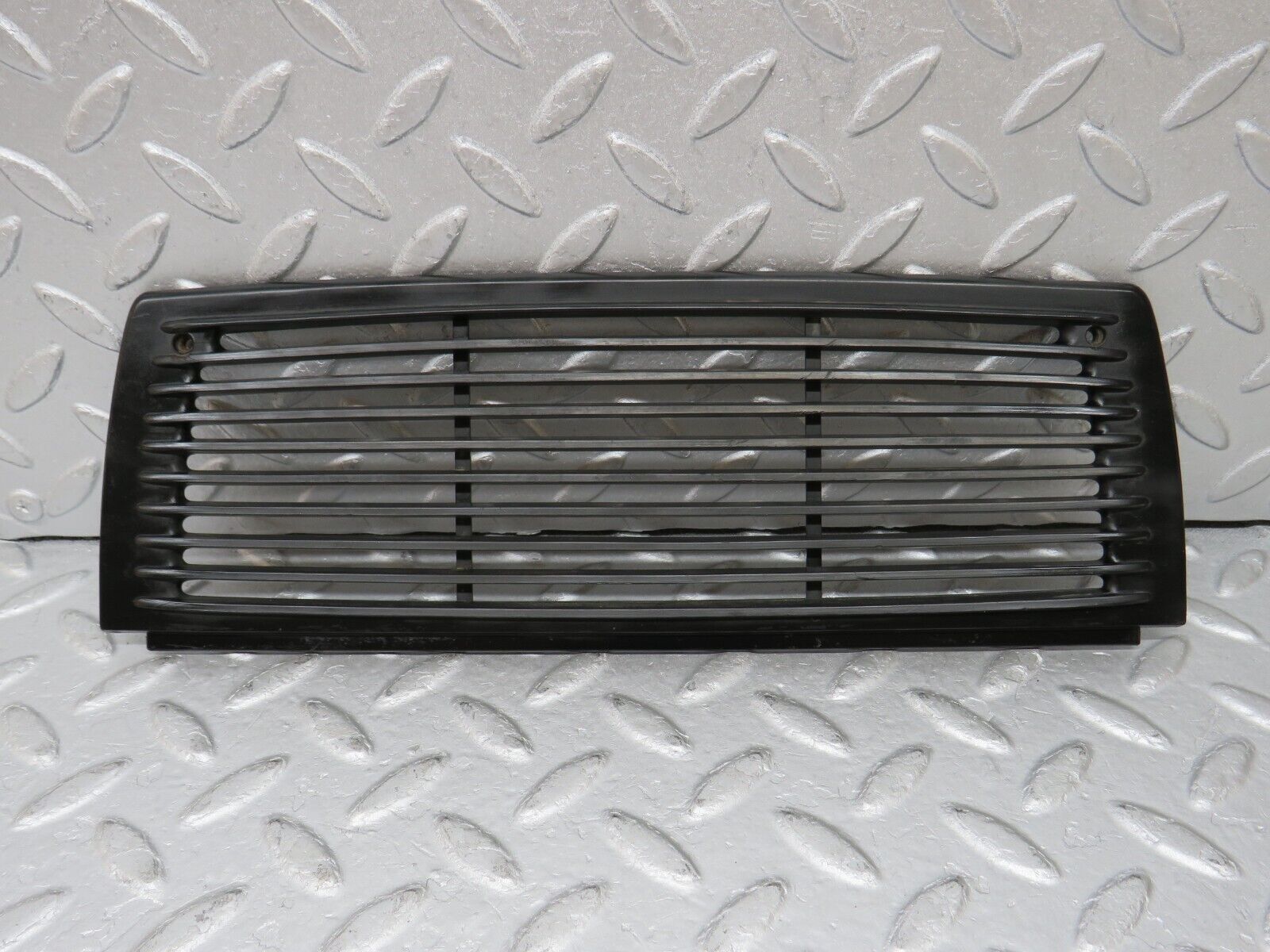 35818 Mercedes-Benz W108 Dashboard Centre Speaker Cover Grill