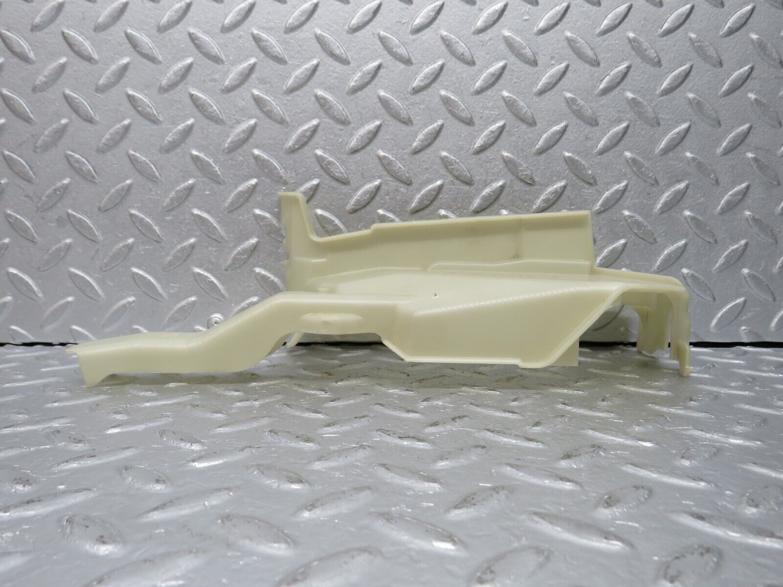 39471 Mercedes-Benz R129 320SL Coupe Door Lock Cover Left Side 1297230508