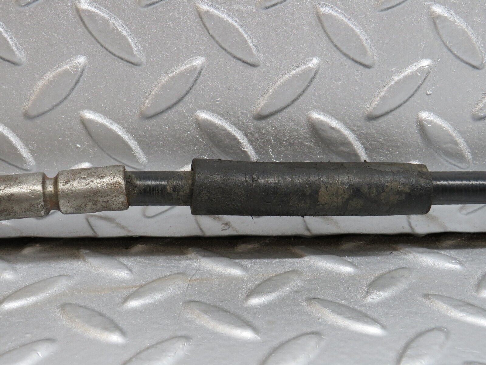 40454 Mercedes-Benz W110 230 Handbrake Cable Handbrake Pulley 1104200790