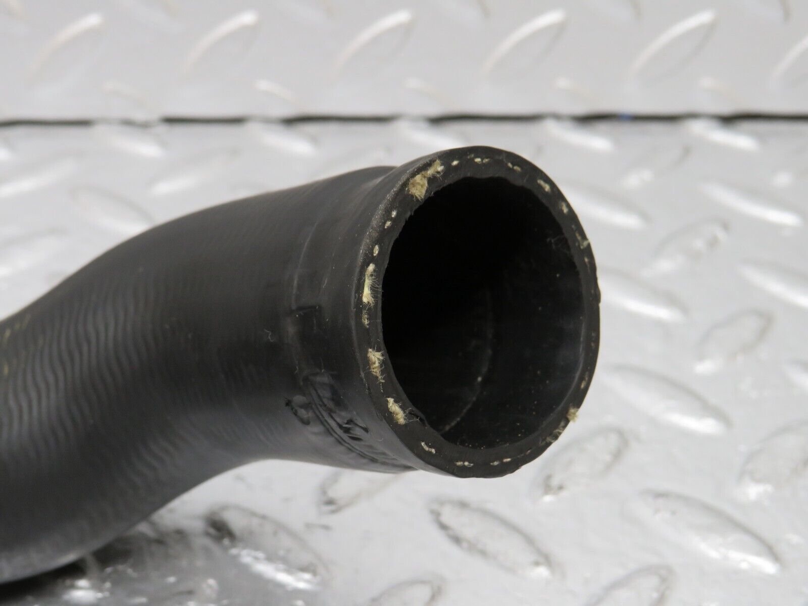 34090 Mercedes-Benz W124 260E Coolant Hose Hose Pipe 2x 1245013382 1245019482