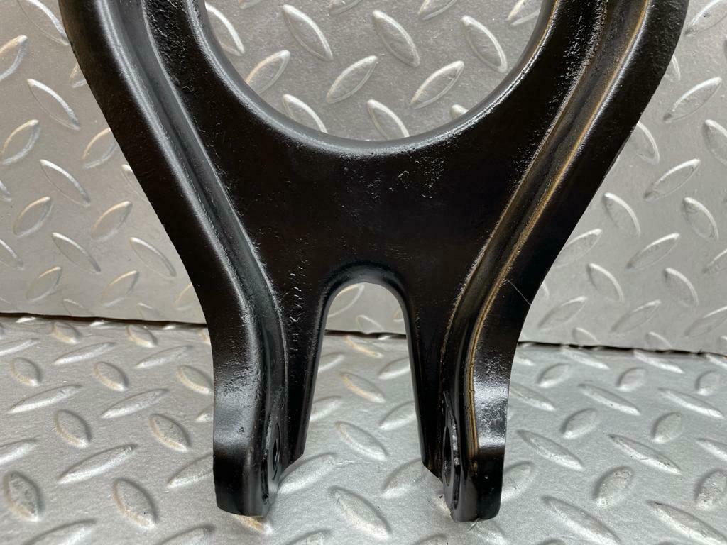 17765 Mercedes-Benz W120 PONTON Front Upper Control Arm Left