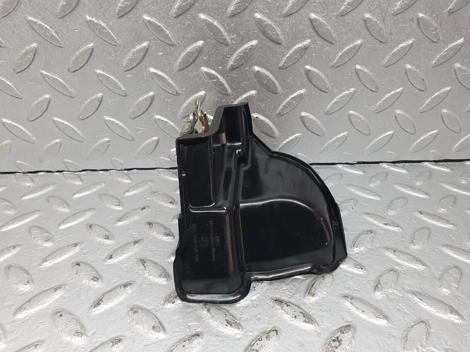 41105 Mercedes-Benz W126 300SE Rear Right Door Lock Mechanism 1237330208