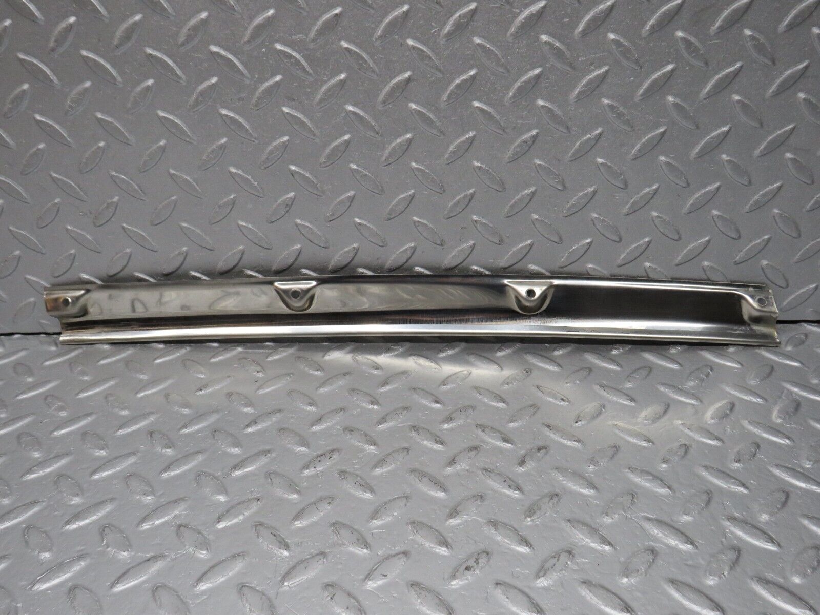 38594 Mercedes-Benz R129 280SL Coupe Folding Top Chrome Top Cover Trim Left