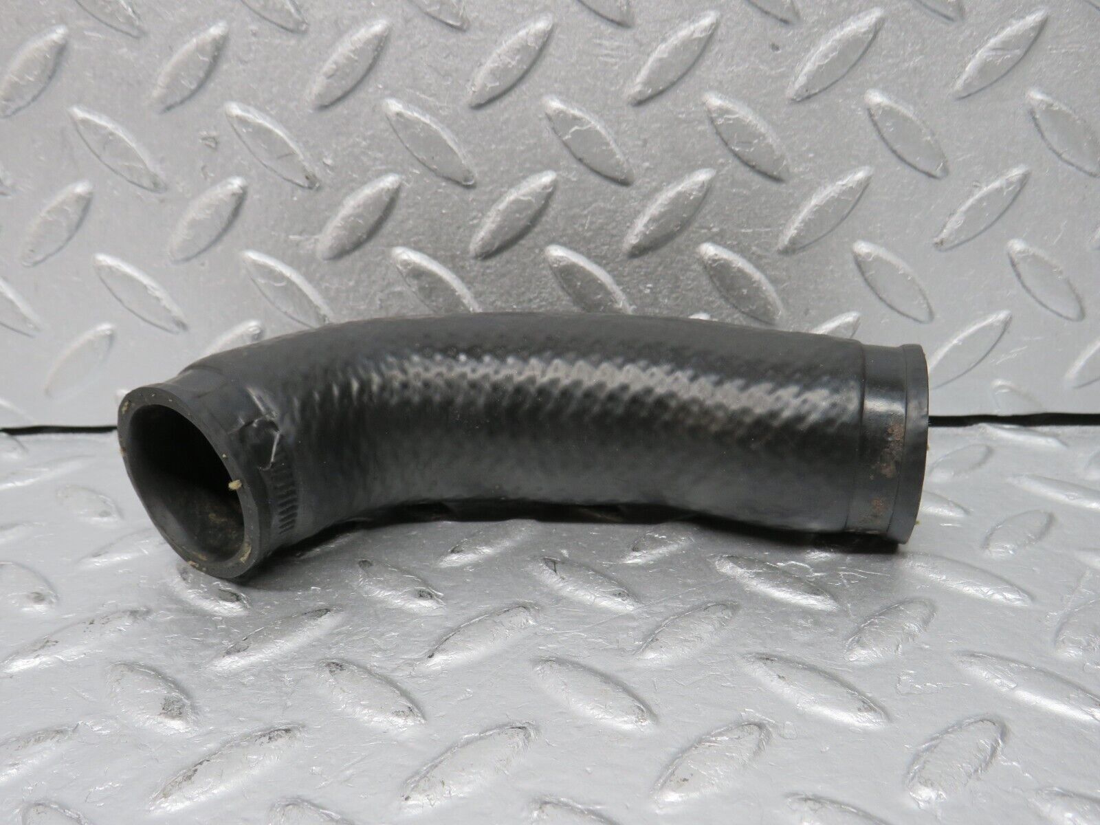 38563 Mercedes-Benz R129 280SL Coupe Radiator Hose Pipe 1042030482