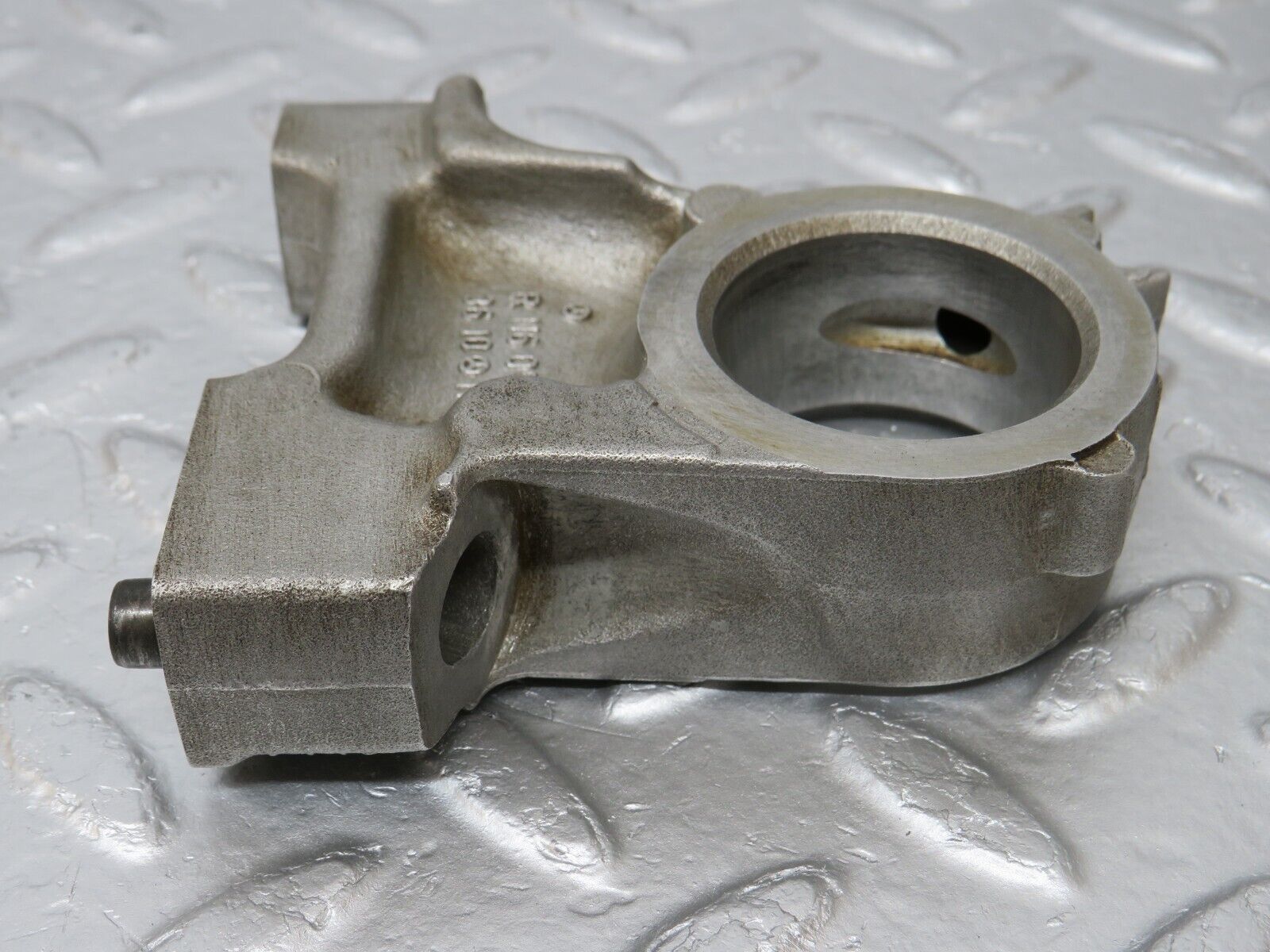 34622 Mercedes-Benz C126 380SEC Coupe Camshaft Tower Bearing 1160513610