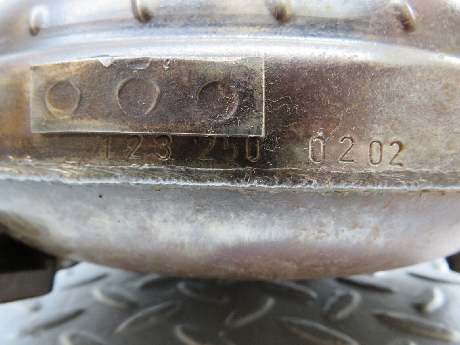 25619 Mercedes-Benz W123 200 Torque Converter 1232500202