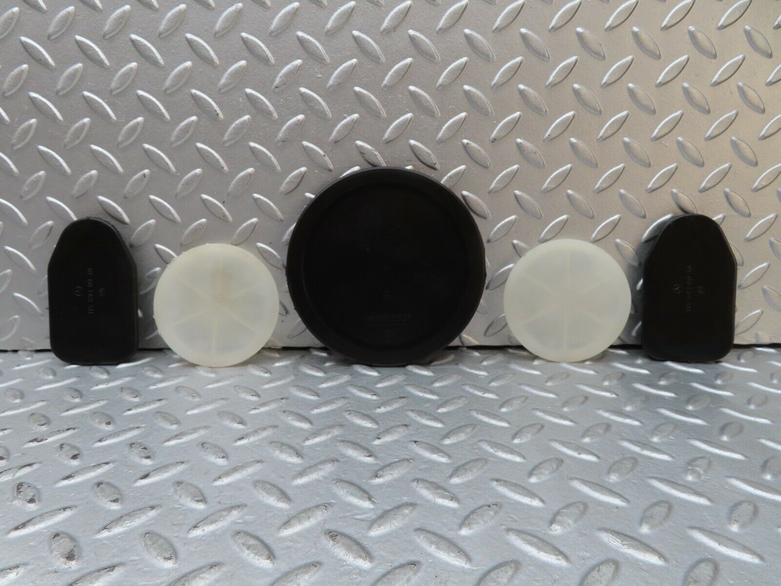 17552 Mercedes-Benz W116 450SEL Trunk Boot Access Cover Panel Set 1166900027