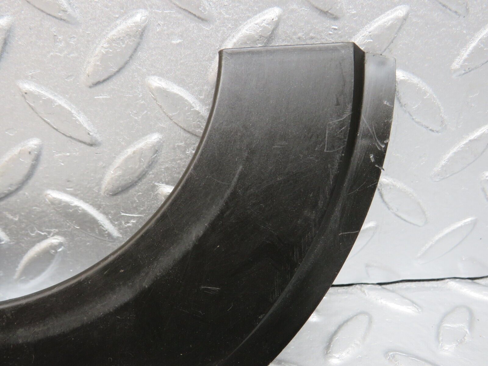 39765 Mercedes-Benz R129 320SL Coupe Windscreen Wiper Surround Trim